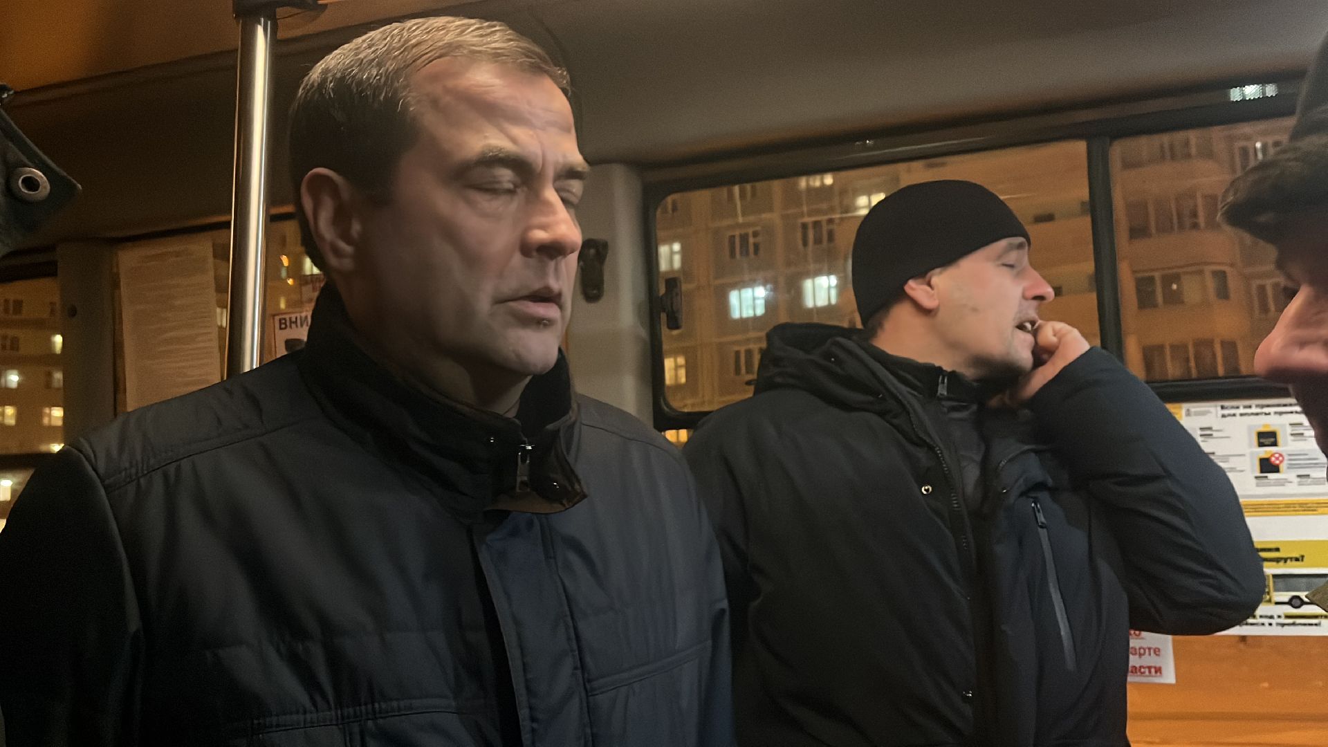 автобусные остановки, транспорт, выездная администрация,