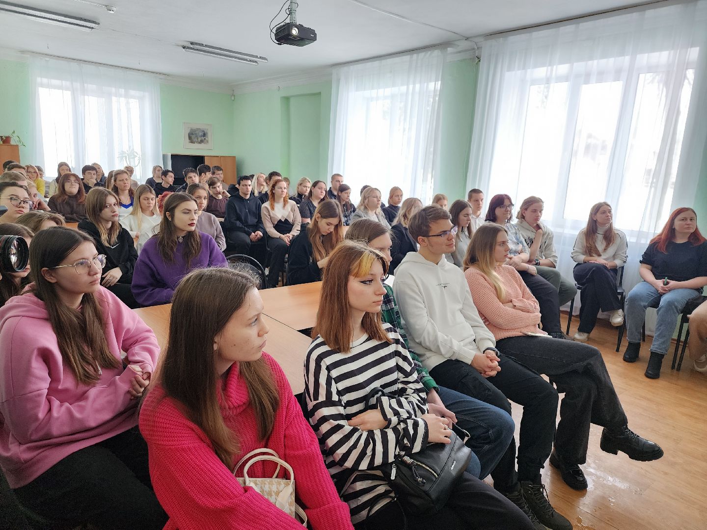 Серпухов, Подмосковье, бизнес-семинар, студенты, школьники, центр профориентации молодежи,