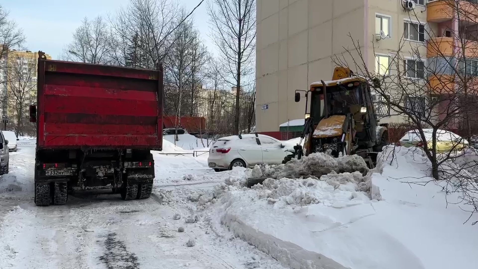 Реутов, ЖКХ, очистка гоода, снег, циклон ольга, вывоз снега,