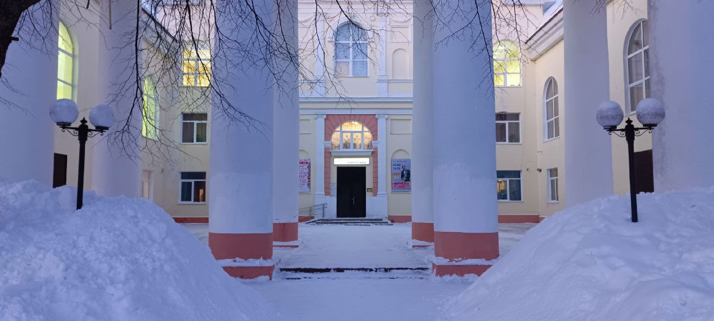 Дмитров, Центр культурного развития Яхромский, Выставка Новые герои Подмосковья,