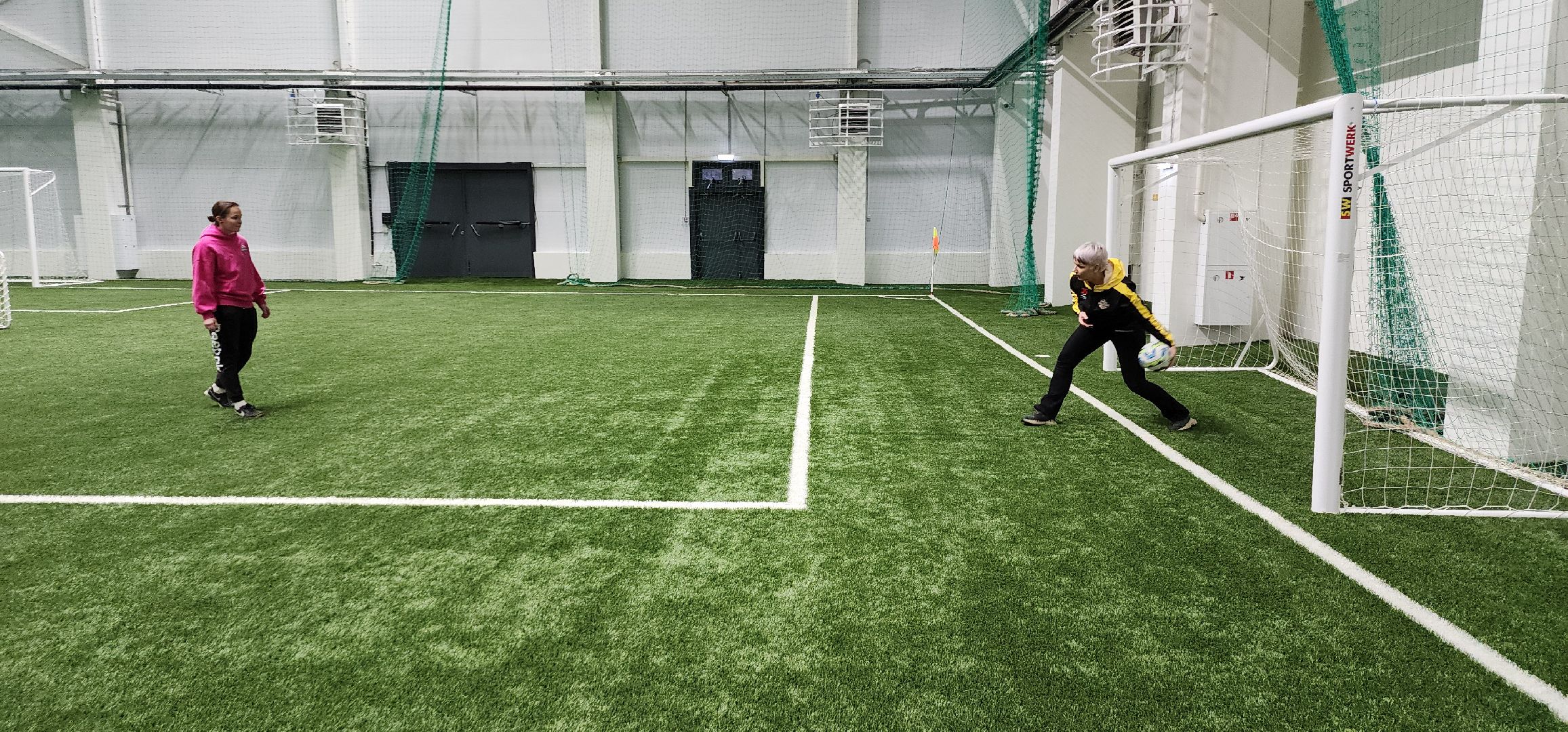 женский футбол, мамы-футболисты, стадион Авангард, Домодедово,