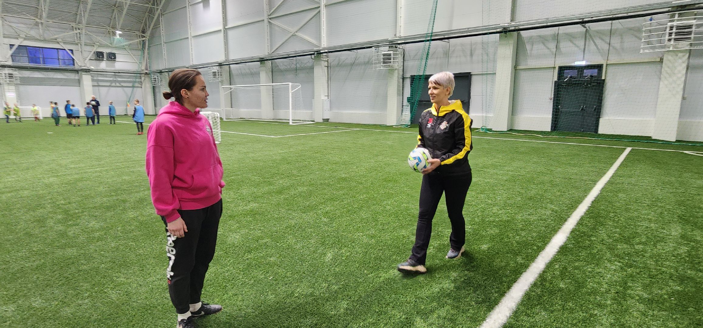 женский футбол, мамы-футболисты, стадион Авангард, Домодедово,