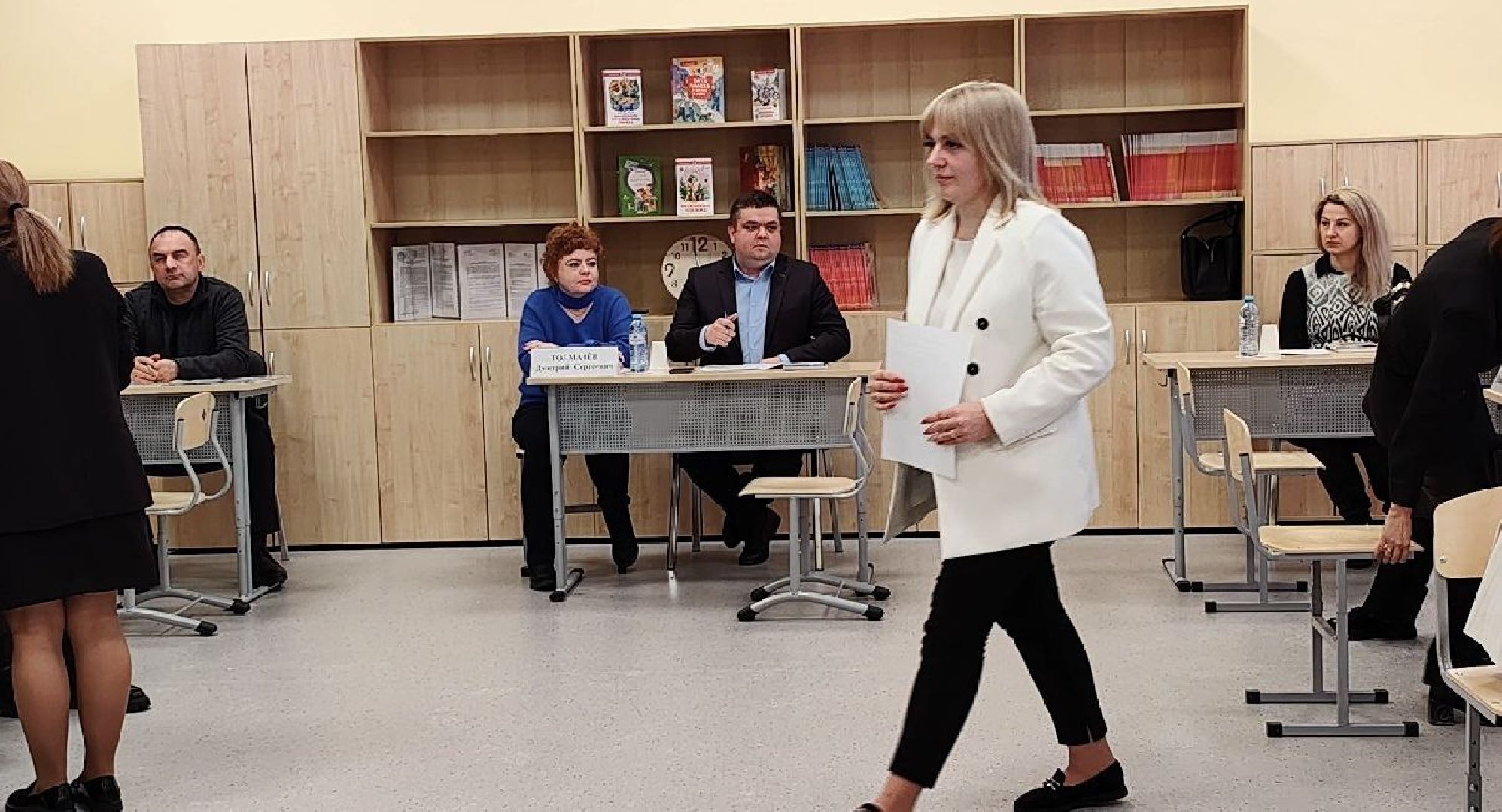 администрация, тротуар, снег, уборка,