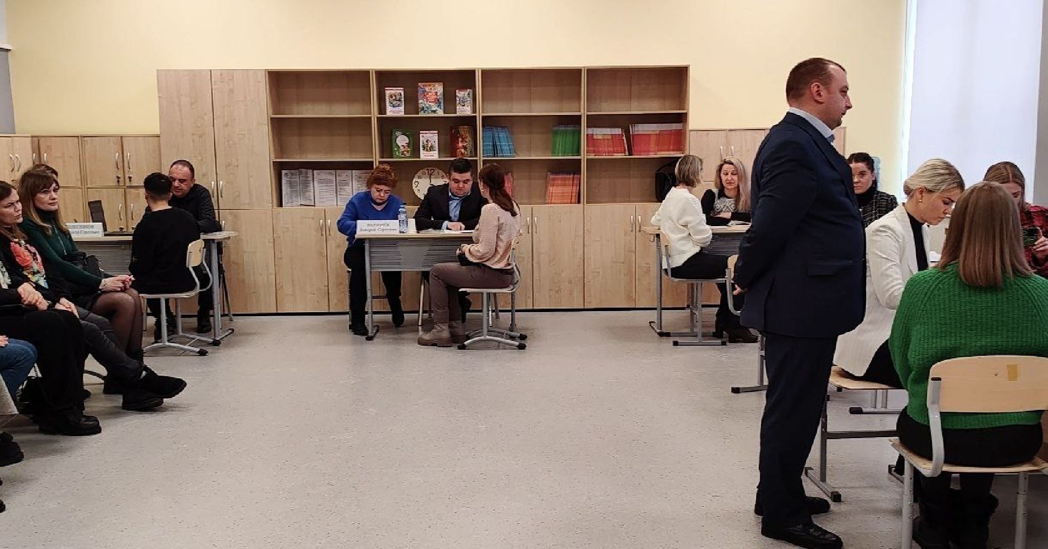 снег, уборка, горки, проезжая часть,