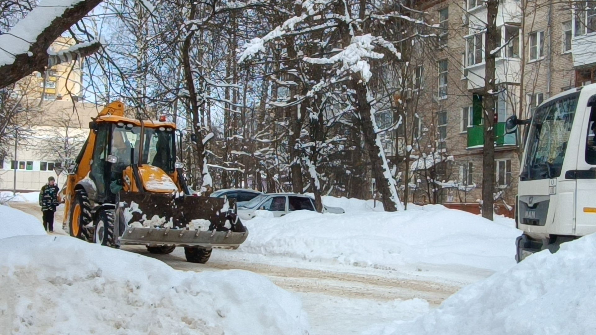 уборка снега, лобня, жкх,