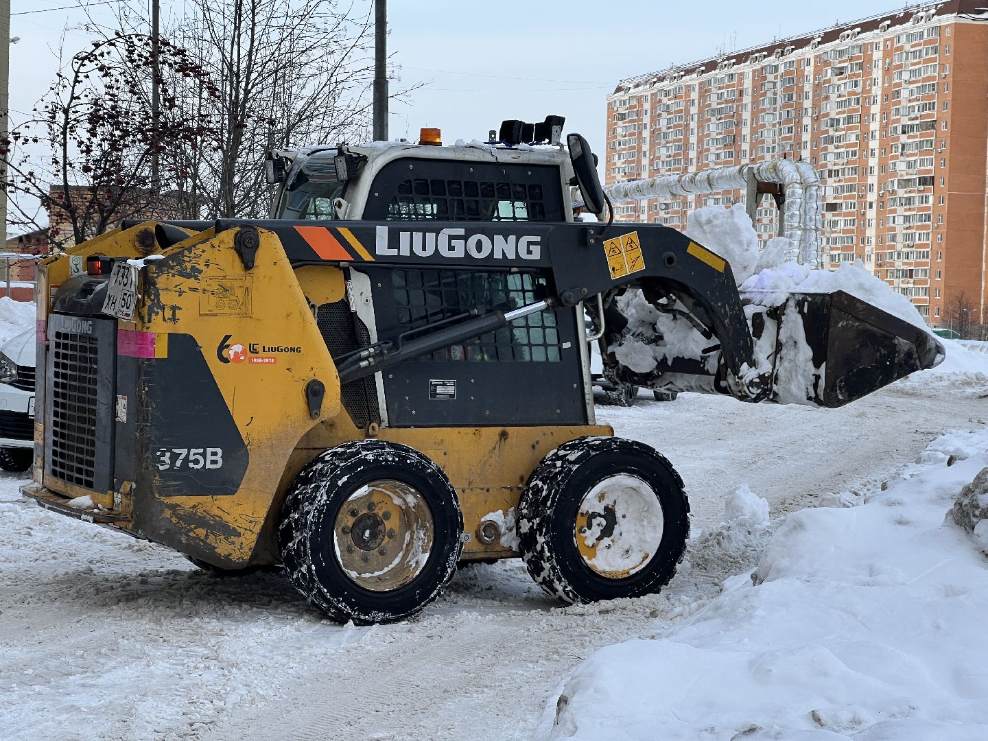 химки, снегопад, уборка дворов, уборка снега,