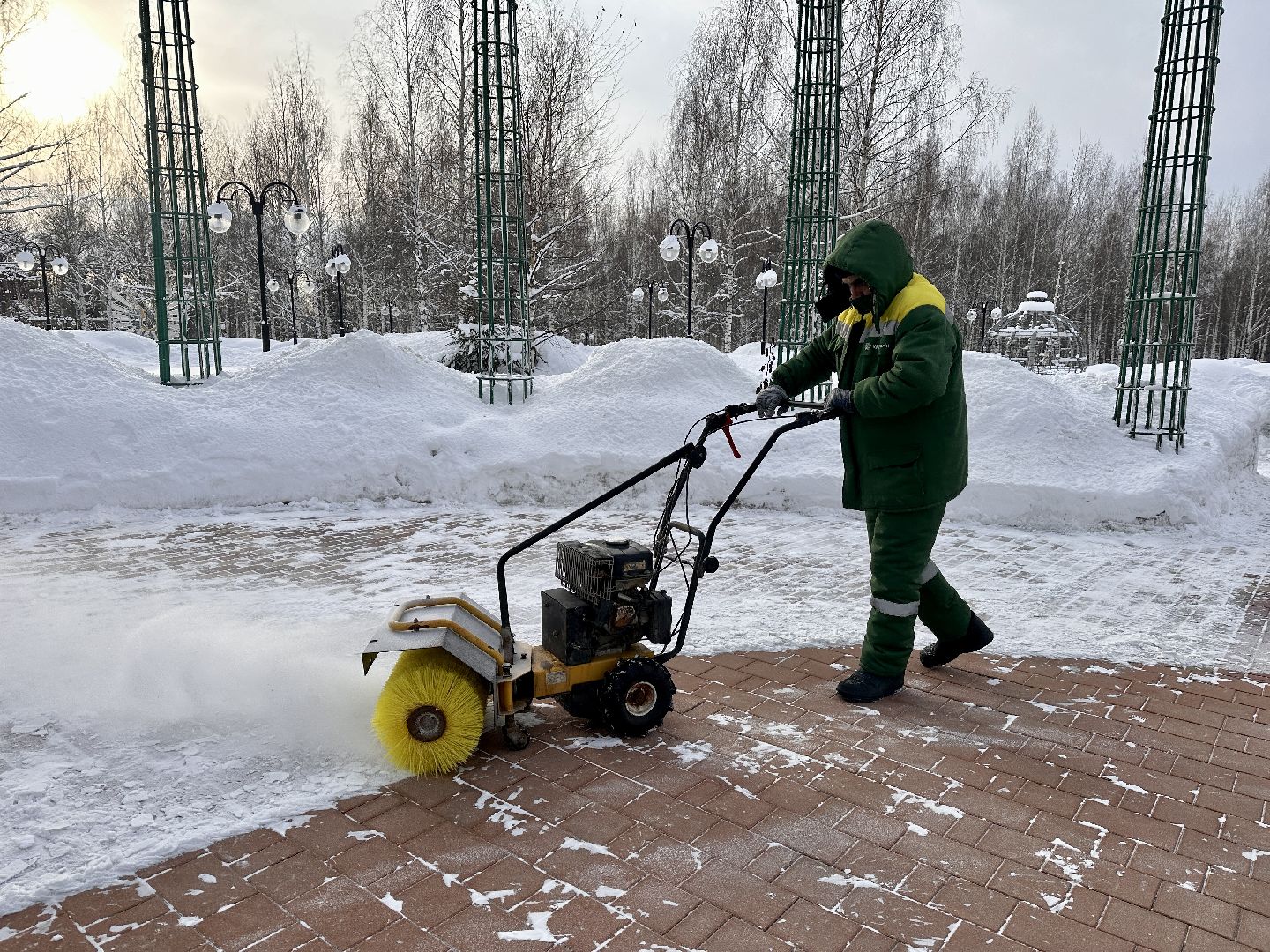 Клин, общество, снег, уборка снега, парки,