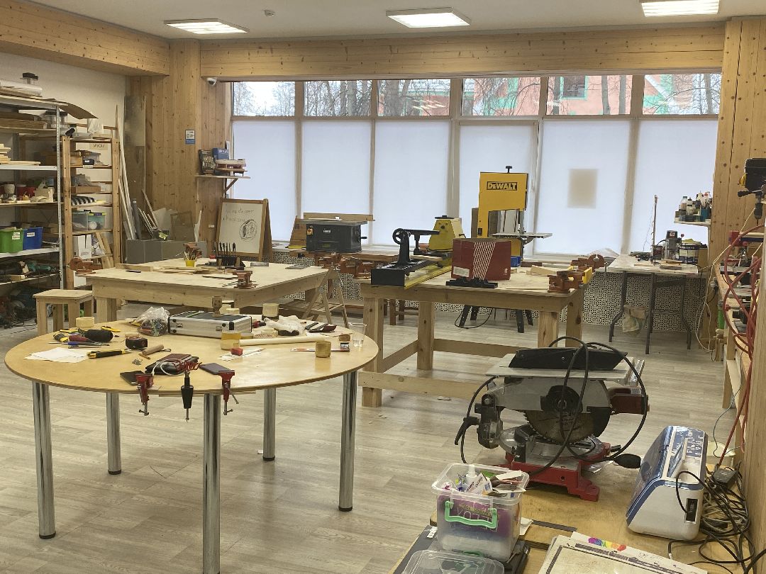 Долгопрудный, общество