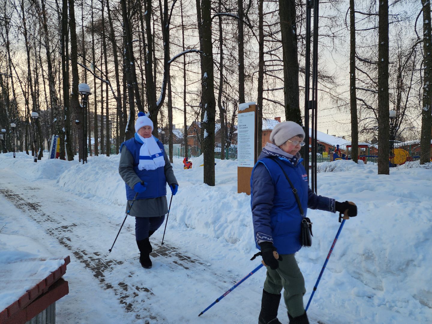 активное долголетие, спорт в подмосковье, скандинавская ходьба, все на старт, видное,