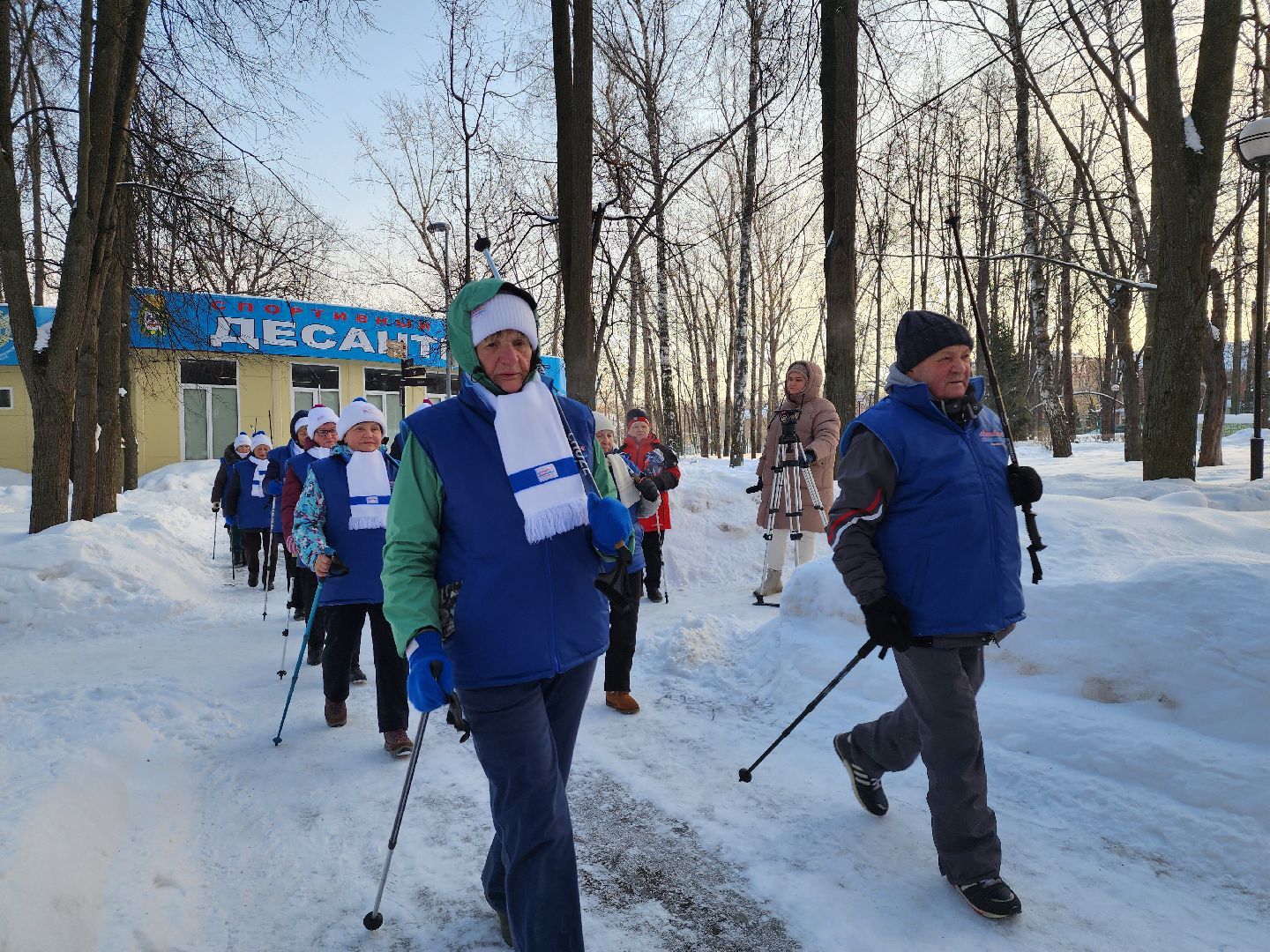 активное долголетие, спорт в подмосковье, скандинавская ходьба, все на старт, видное,