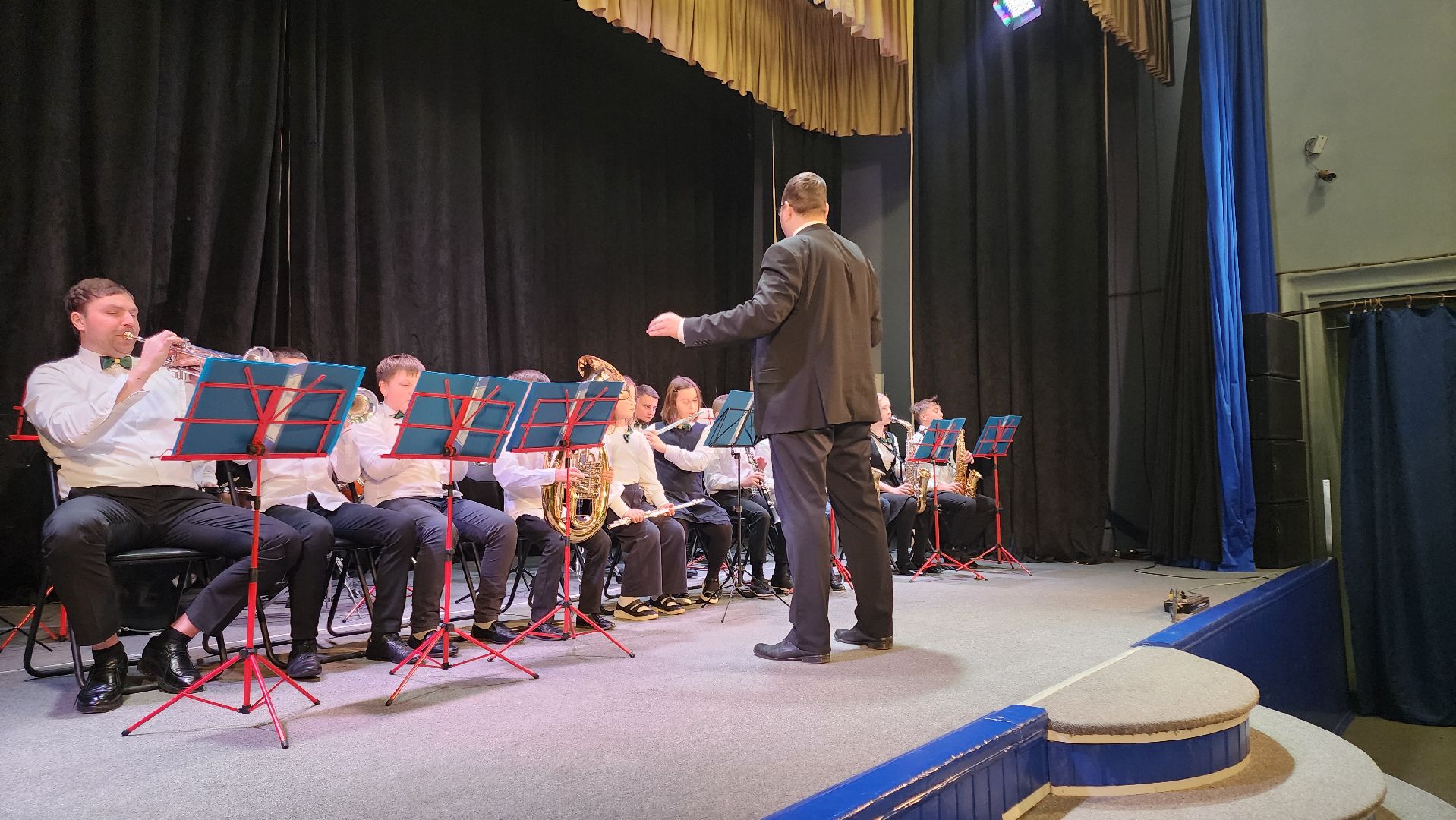 кашира, фанфары, фестиваль детских духовых оркестров, мажорное настроение, поляны, рязанская область, пираты карибского моря,