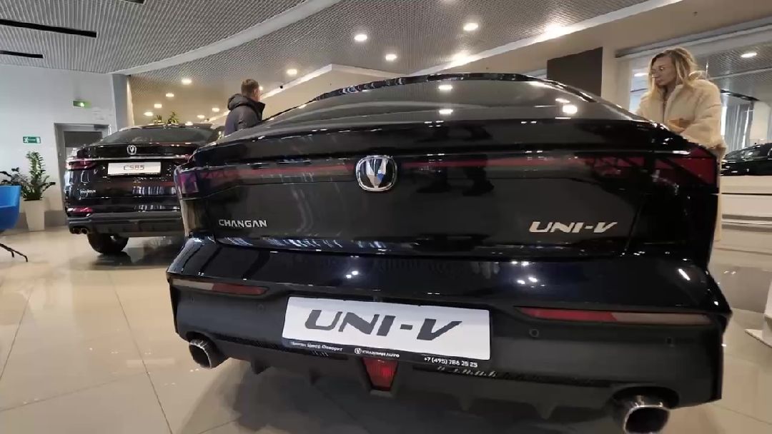 Реутов, экономика, бизнес, автосалон, автомобили, китайский бренд