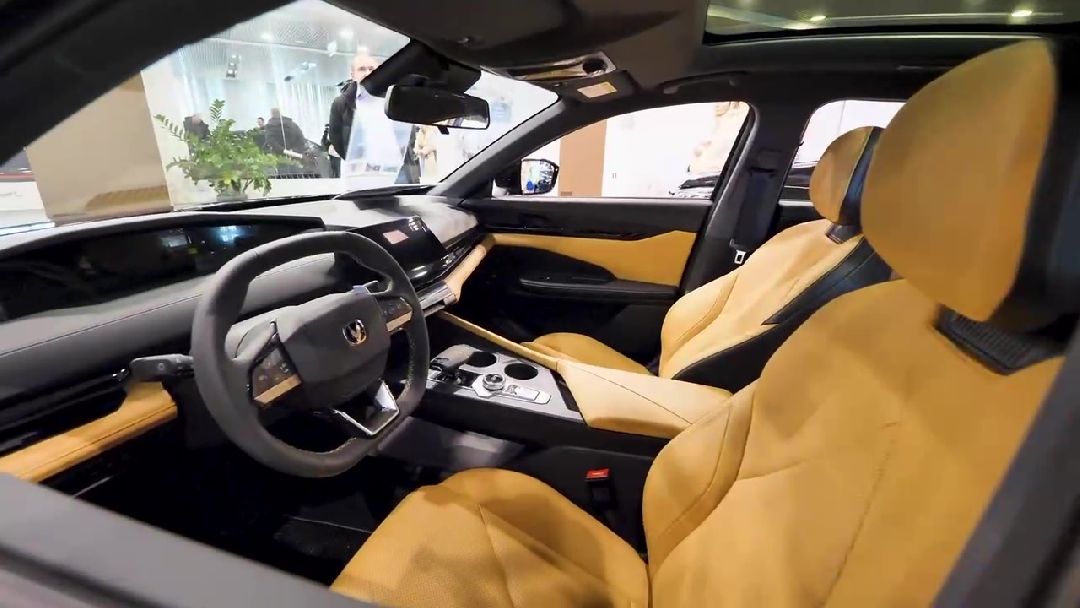 Реутов, экономика, бизнес, автосалон, автомобили, китайский бренд