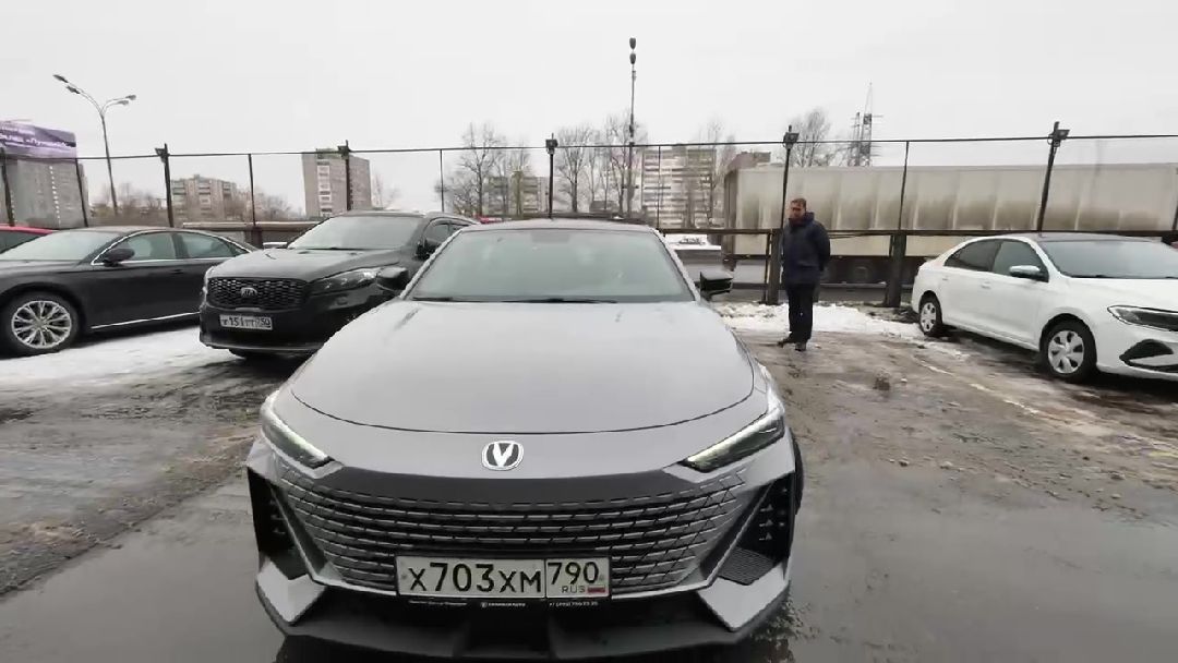 Реутов, экономика, бизнес, автосалон, автомобили, китайский бренд