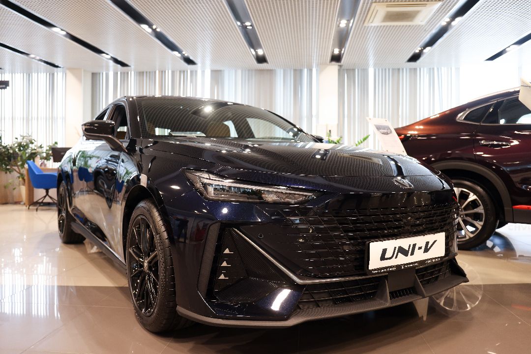 Реутов, экономика, бизнес, автосалон, автомобили, китайский бренд