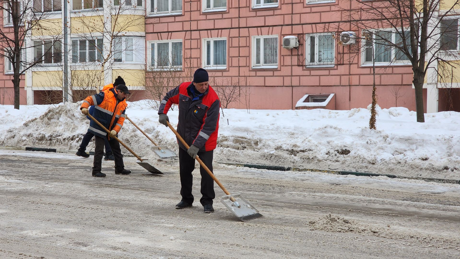 уборка улиц, очистка дорог, подмосквье,