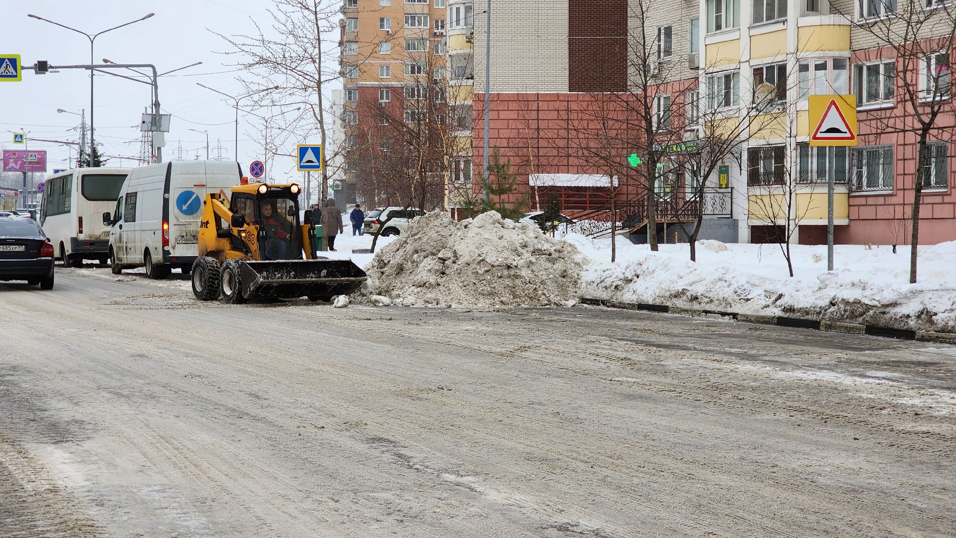 уборка улиц, очистка дорог, подмосквье,