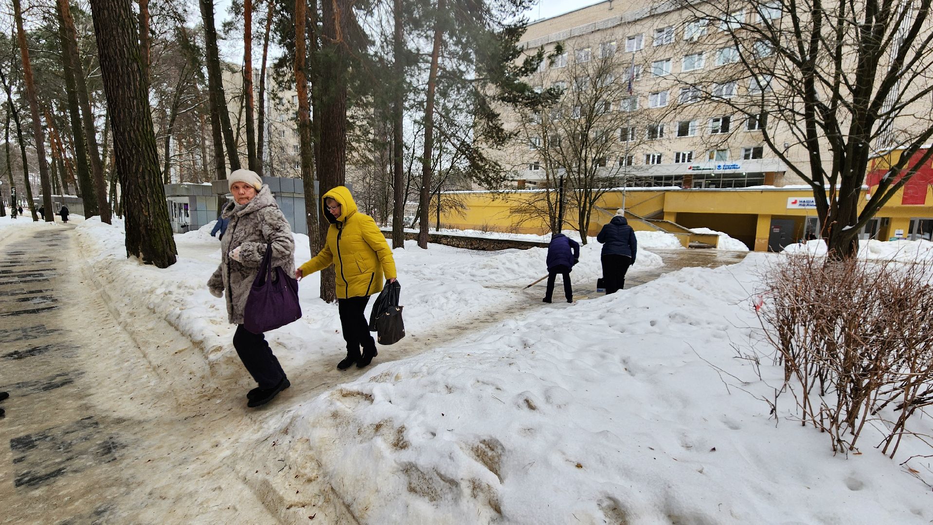 благоуйстройство, ледяной дождь, устранение последствий, протвино, зима,
