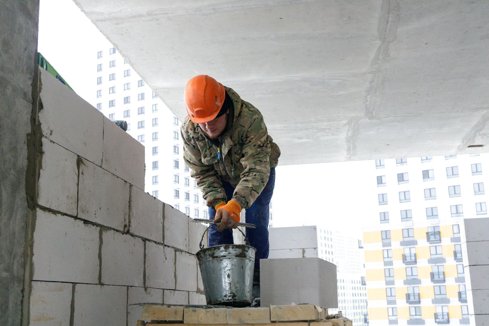 Люберцы, новая поликлиника, строители,