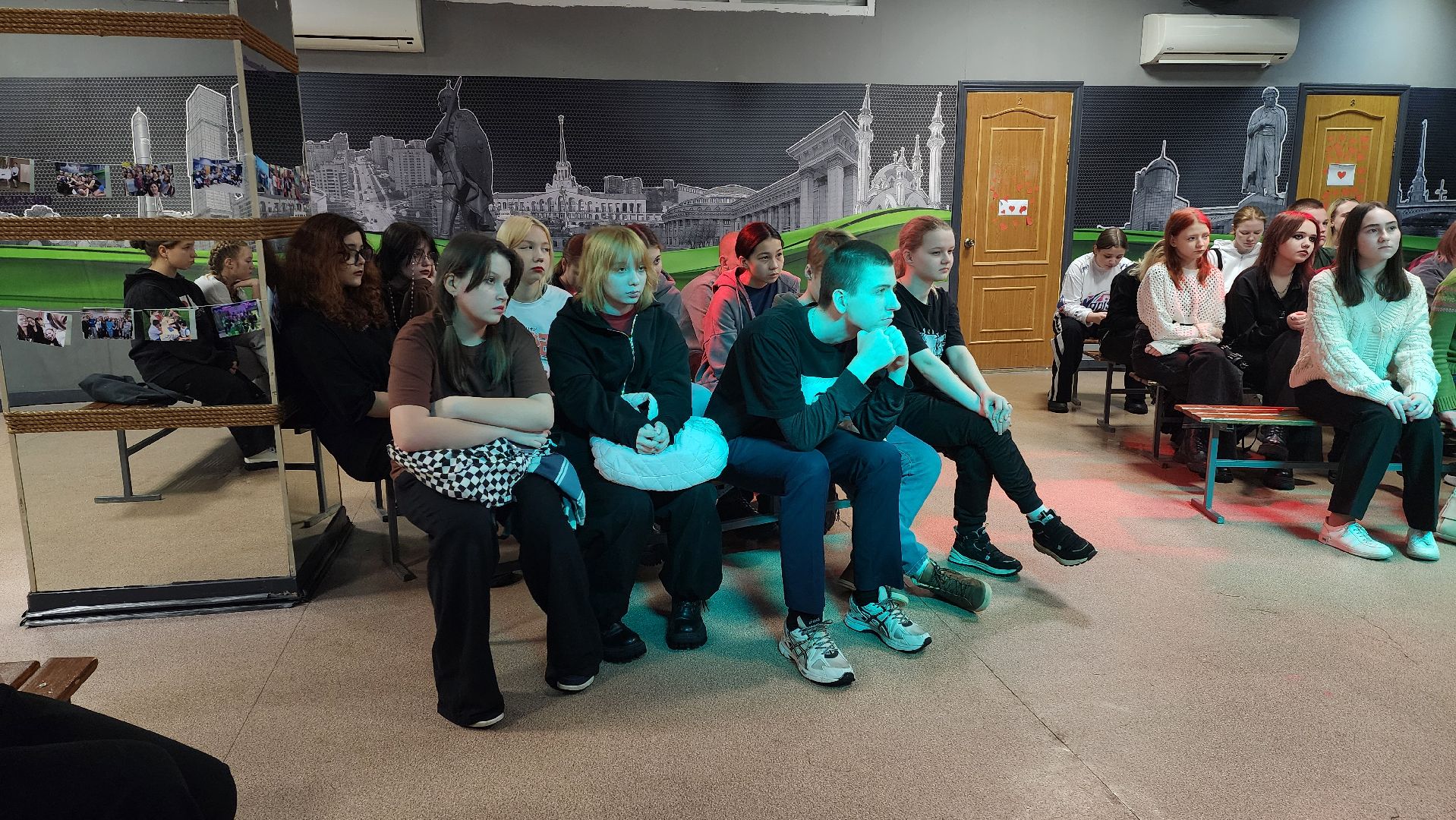 Школа вожатых, молодежный центр, молодежная политика, трудоустройство подростков,