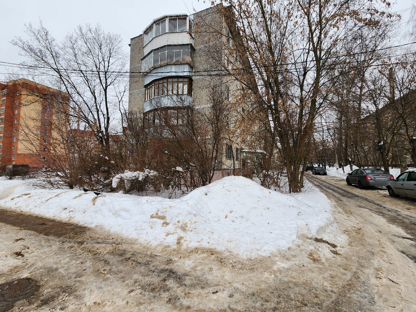 контейнерные площадки, дорожные знаки,