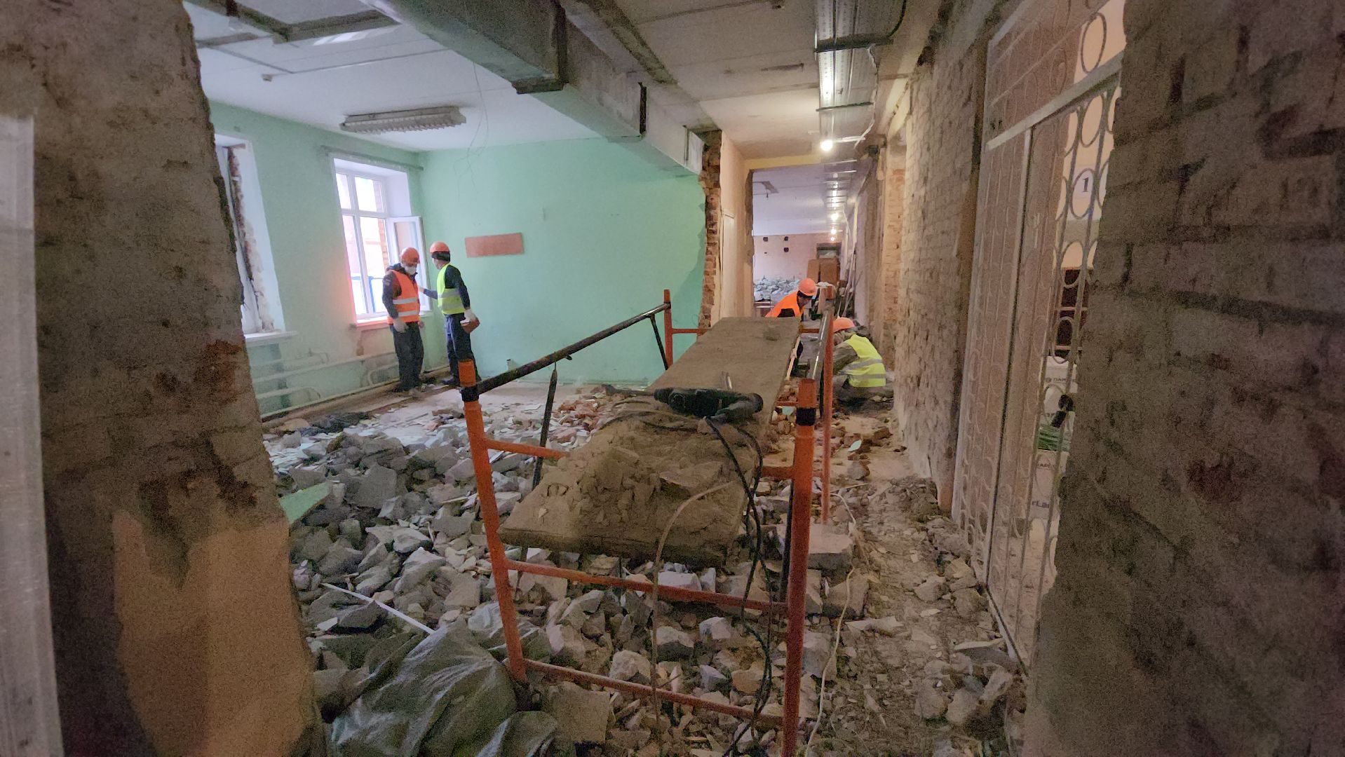 серпухов, улица космонавтов, школа 16, капитальный ремонт, образование,