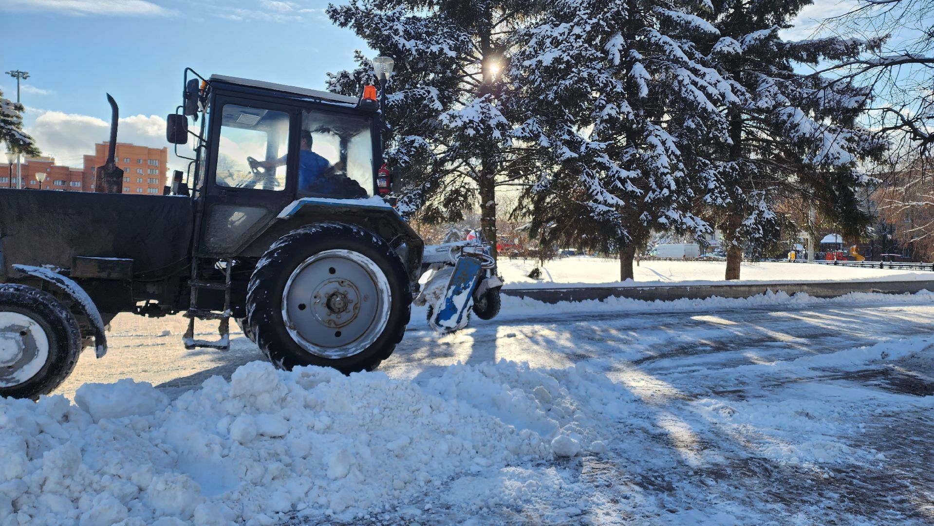 Подмосковье, зима в подмосковье, ледяной дождь, дорожные работы, дорожные службы, уборка снега, Гололед, циклон, циклон ваня, циклон ольга, Потепление, мокрый снег,