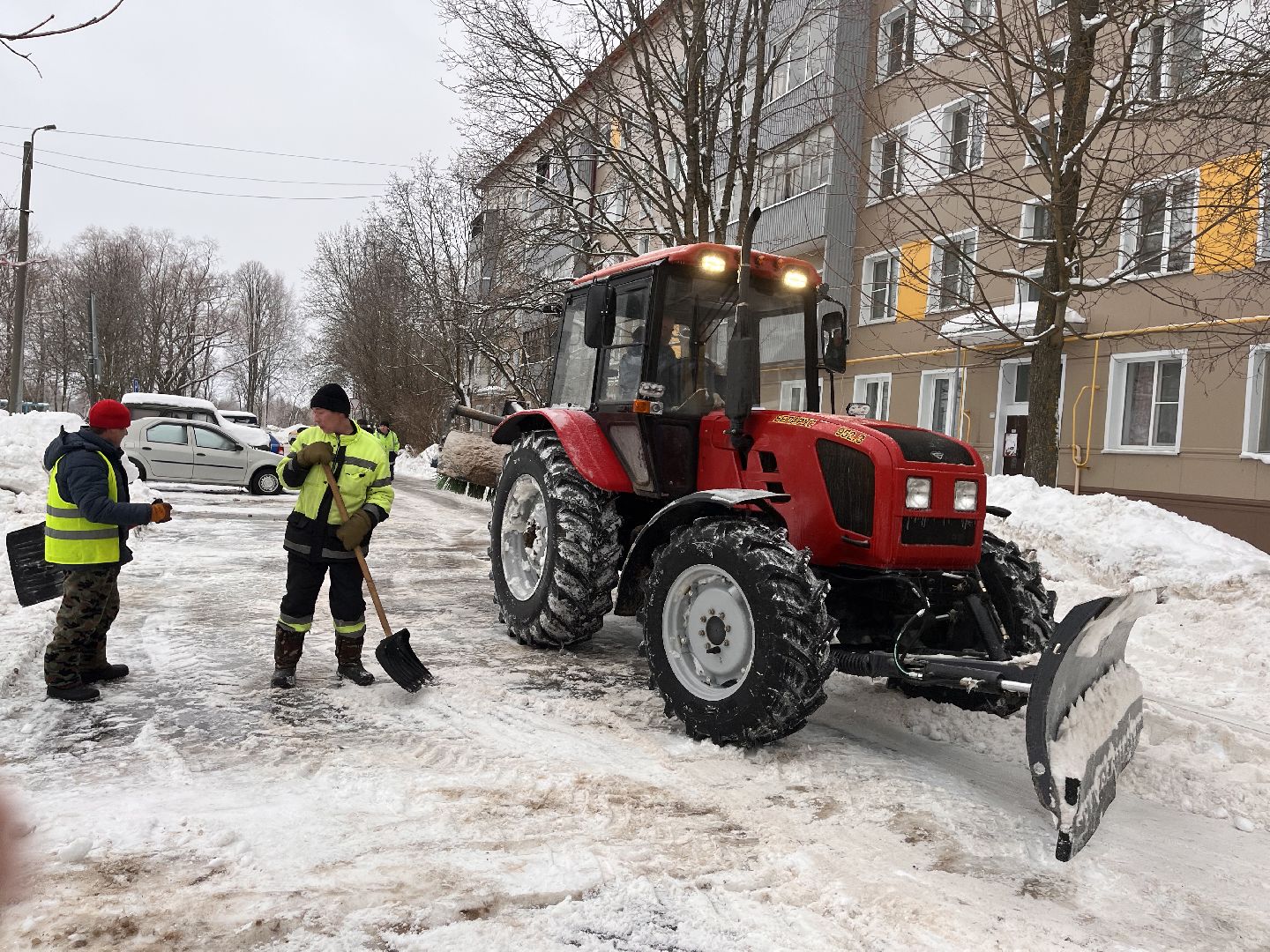 шаховская, ледяной дождь, снег, уборка снега,