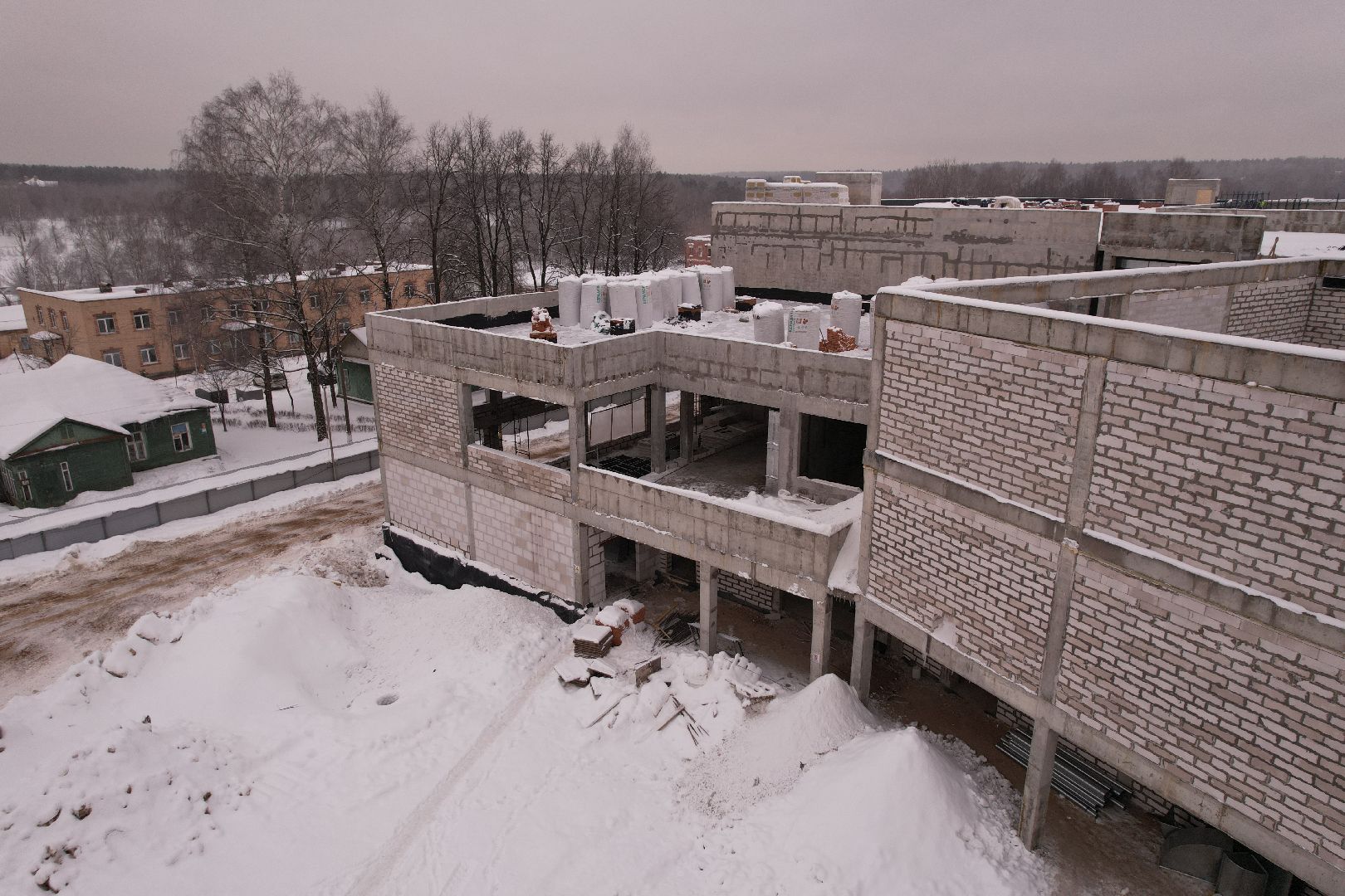 видео с коптера, школа, строительство,