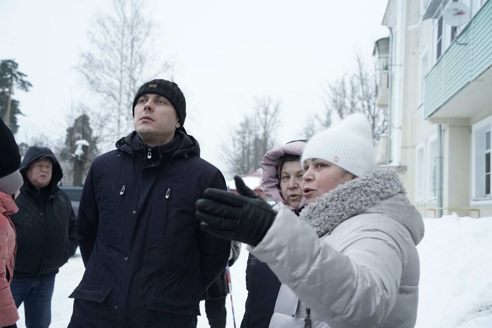 встреча с жителями, Рошаль, большая шатура, встреча во дворе,