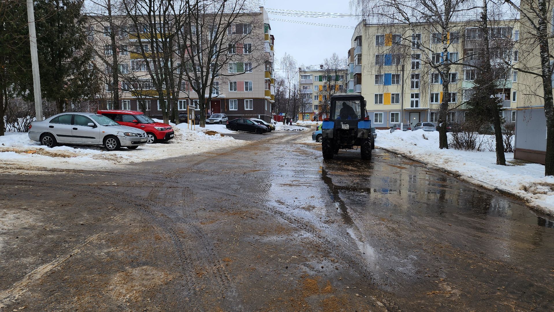 кашира, жкх, мбу благоустройство, уборка снега, заявка жителей, трактор, гололед, парковка,
