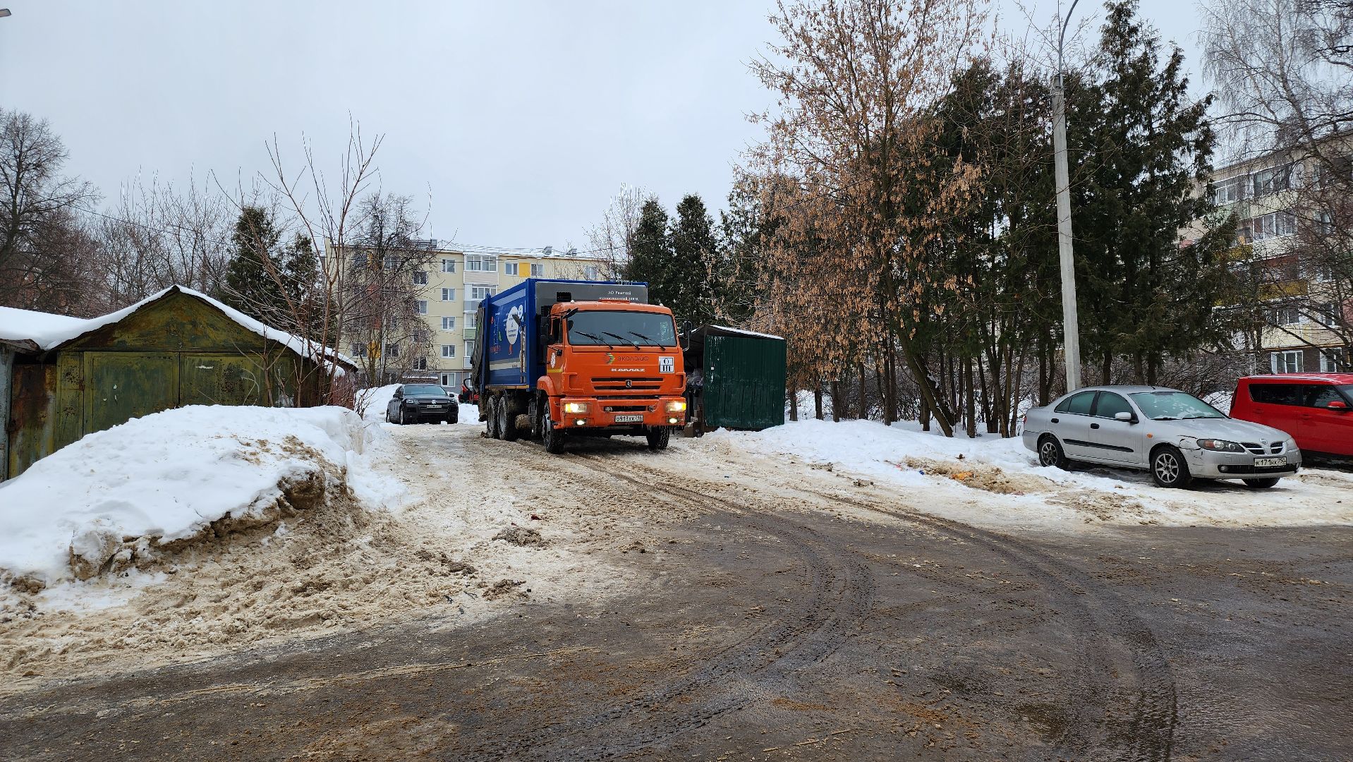 кашира, жкх, мбу благоустройство, уборка снега, заявка жителей, трактор, гололед, парковка,
