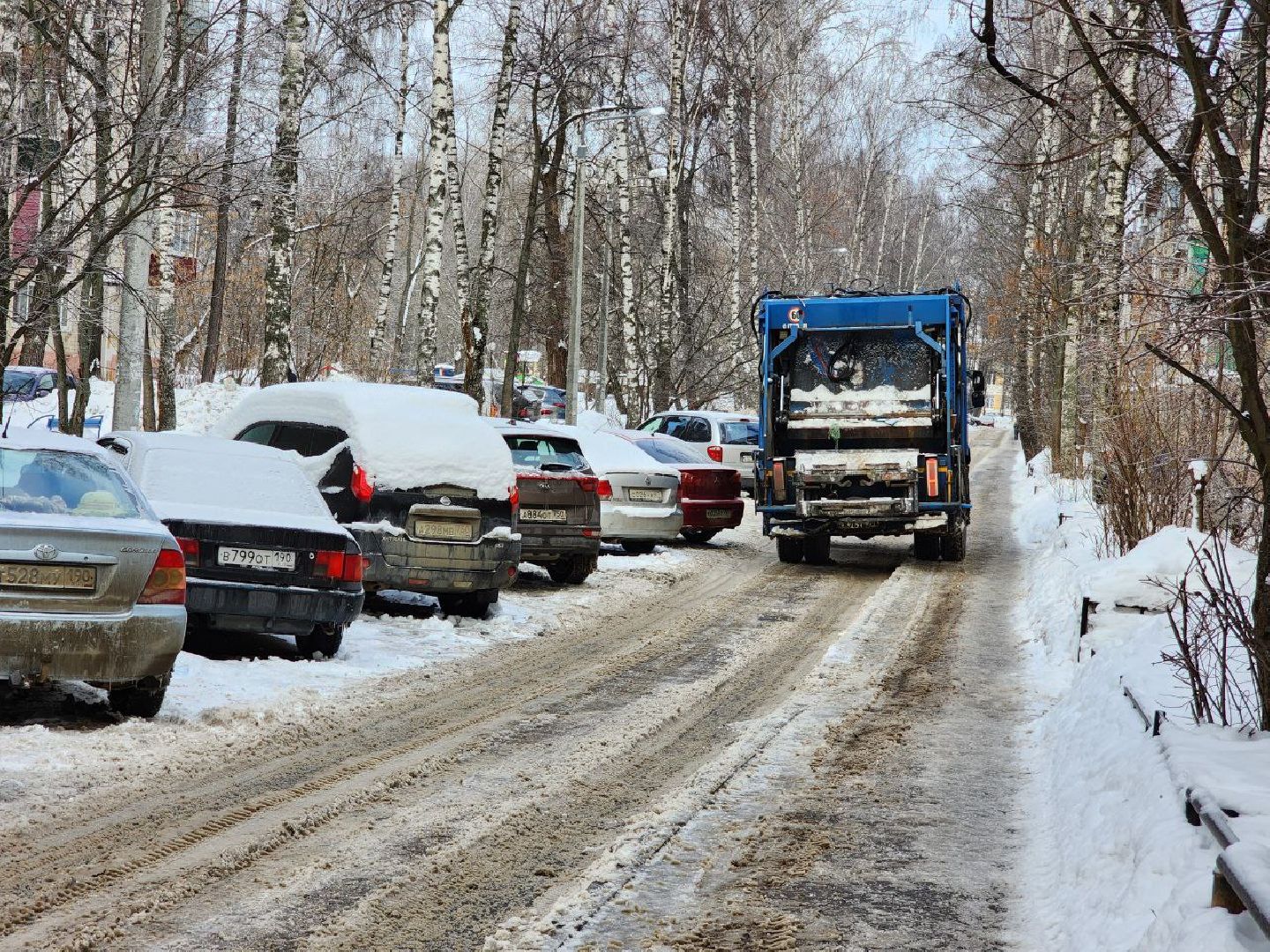 мытищи, дорожные знаки, контейнерная площадка,