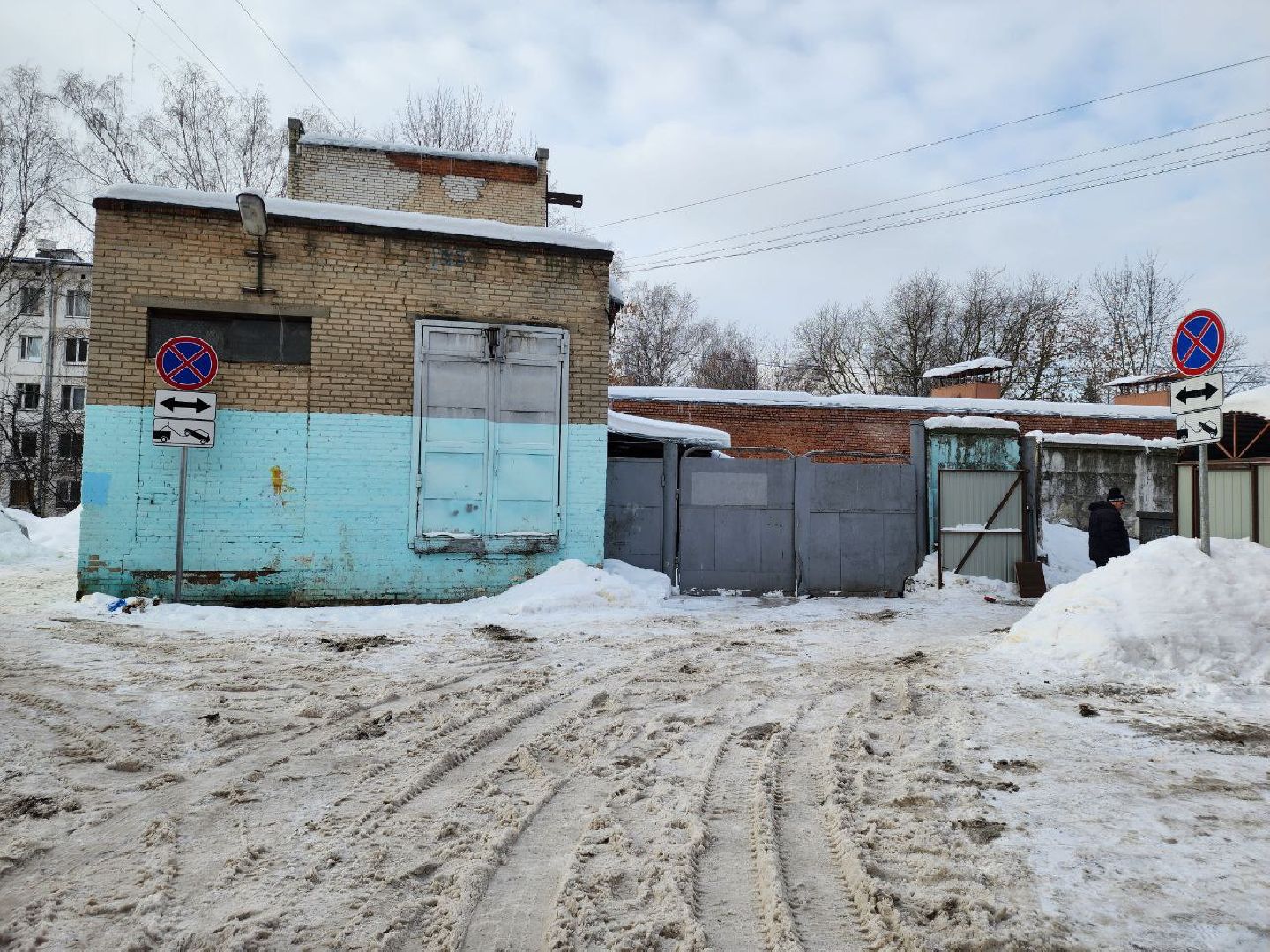 мытищи, дорожные знаки, контейнерная площадка,