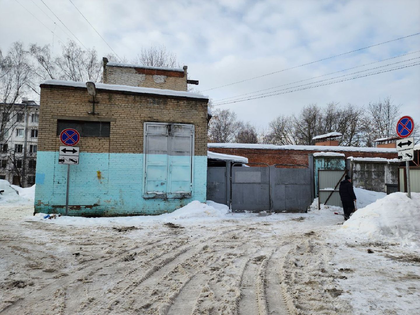 мытищи, дорожные знаки, контейнерная площадка,