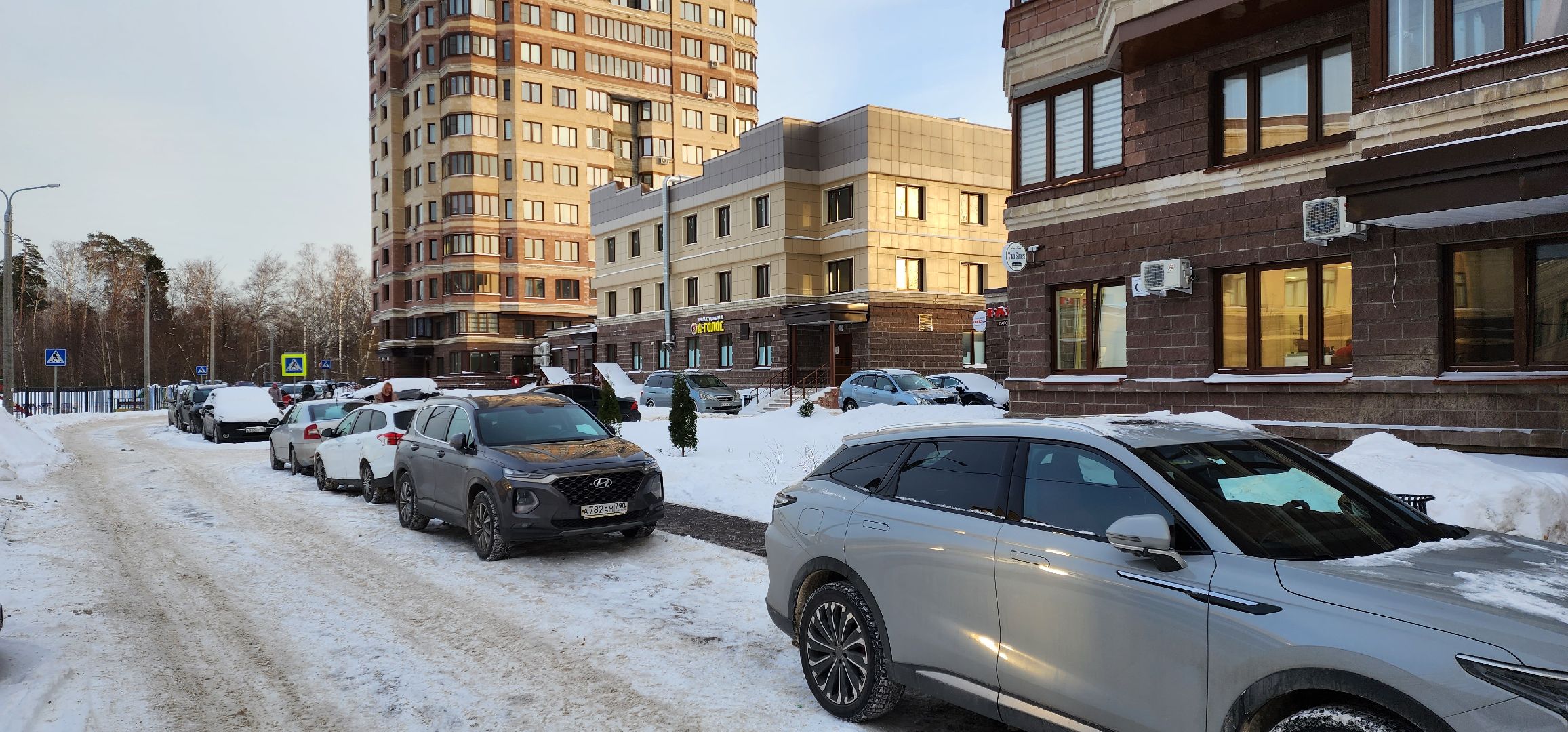 раменское, дороги, дорожные знаки во дворах, ограничение парковки у контейнерной площадки, северное шосссе 22,