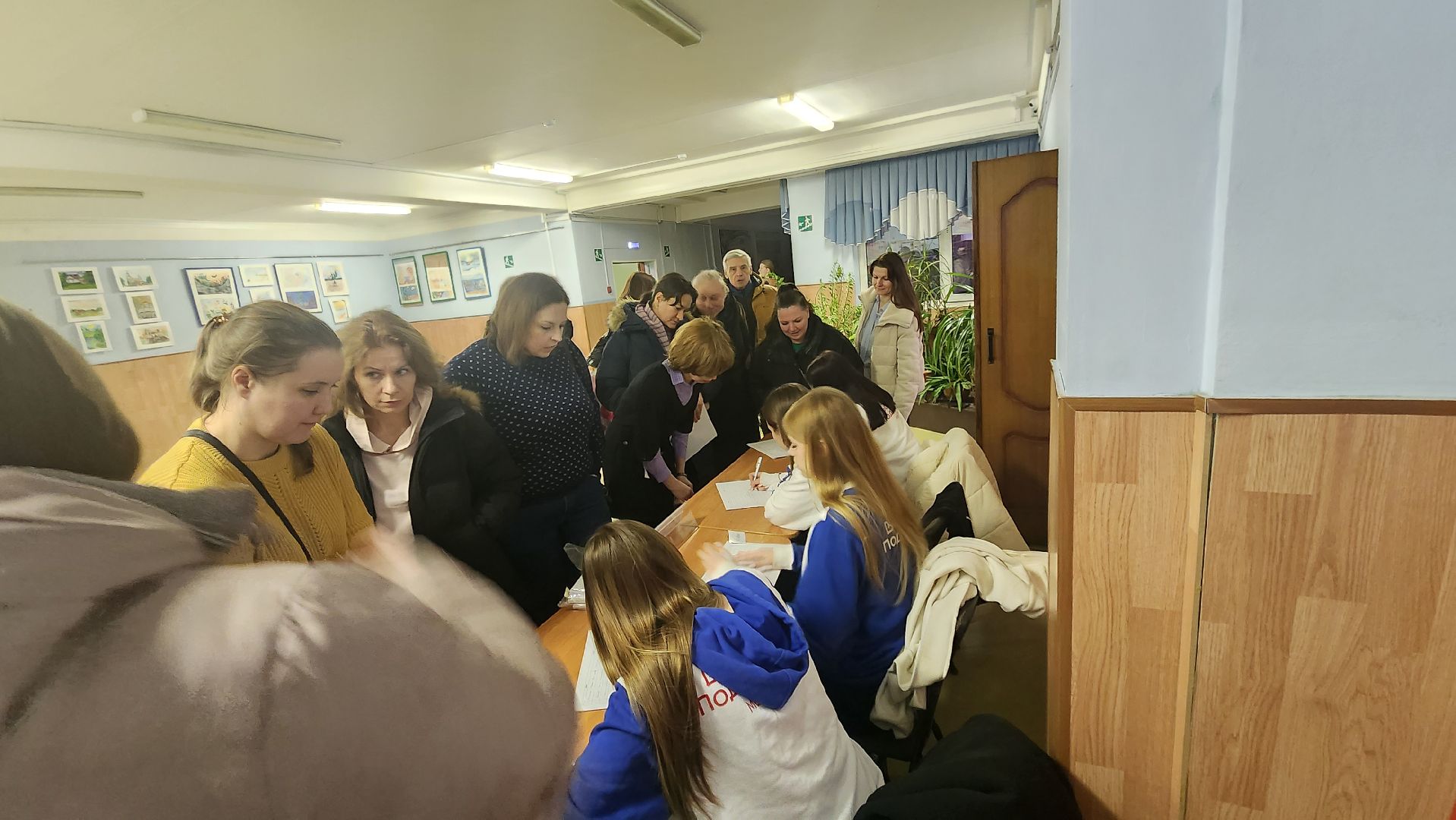 школа 10, строительство, Дугина 16, Надежда Валова, Алла Дунаевич, 5 микрорайон, собрание, родители,