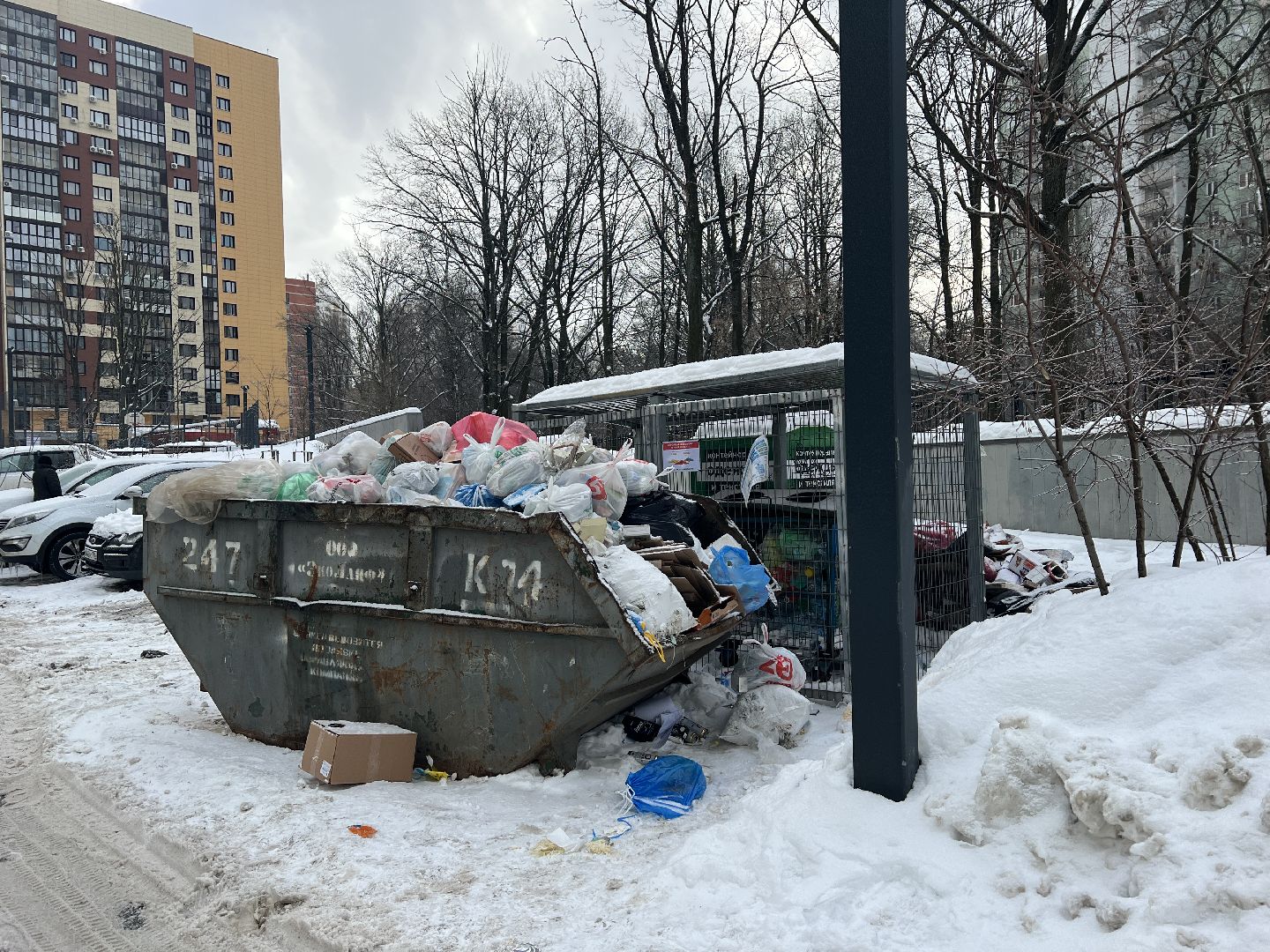 химки, контейнерная площадка, мусорные площадки, благоуйстройство, дорожные знаки во дворах,