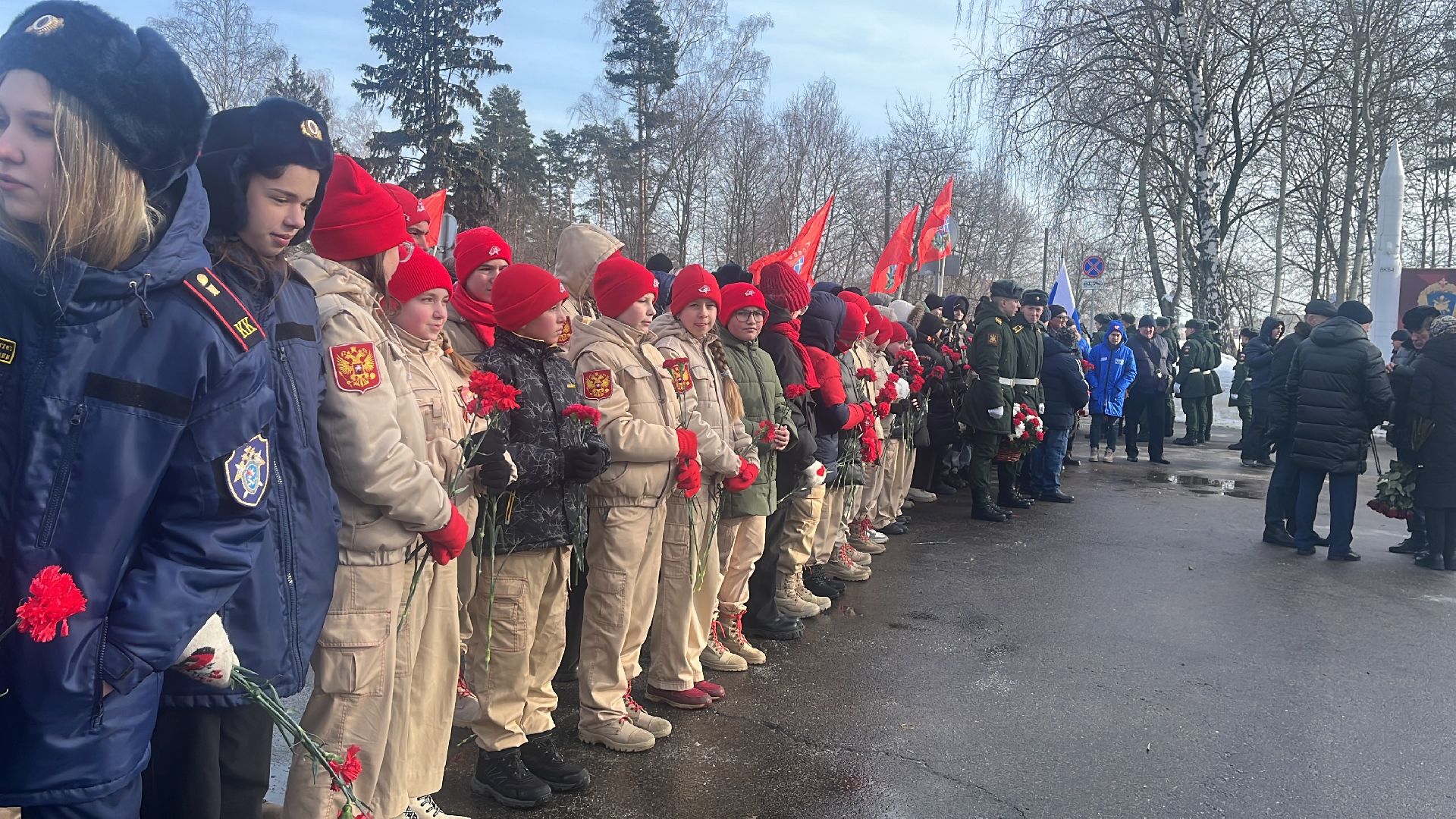 возложение цветов, день воина-интернационалиста, награждение, глава городского округа,