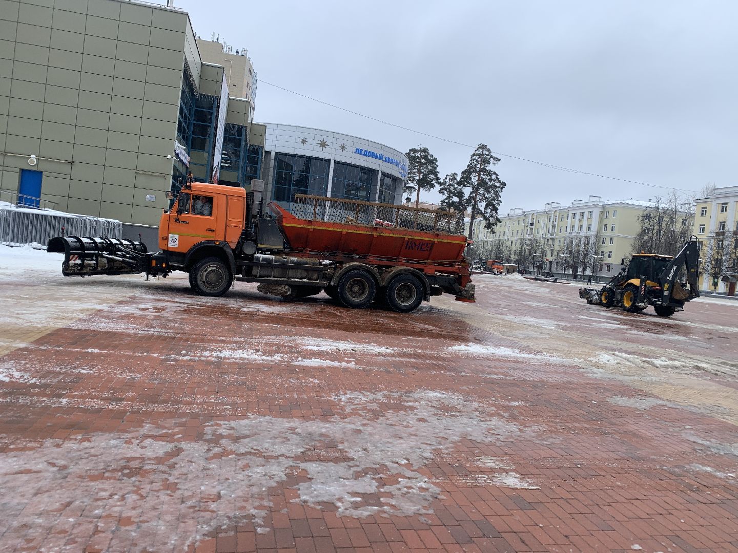 Балашиха, Подмосковье, ЖКХ, Уборка снега, ледяной дождь, ледяная горка,