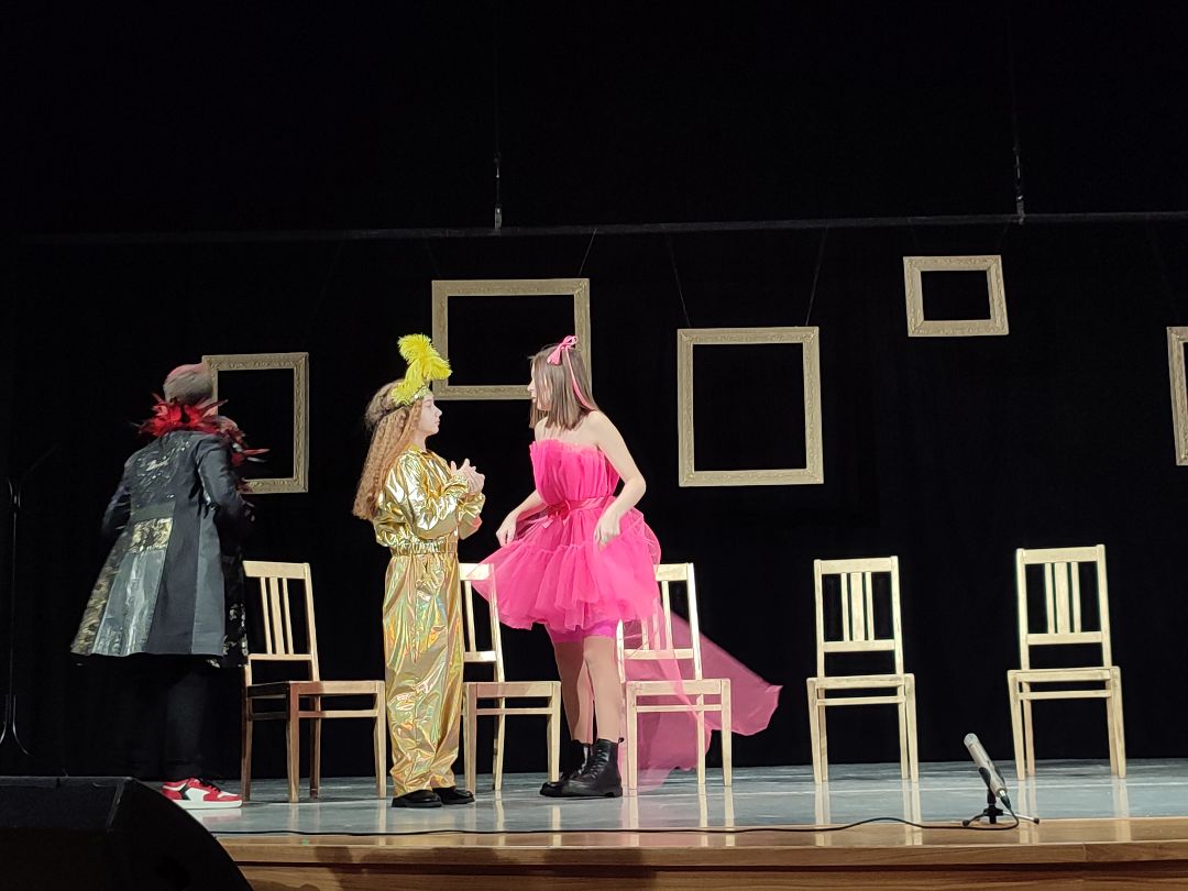 Звенигород, общество