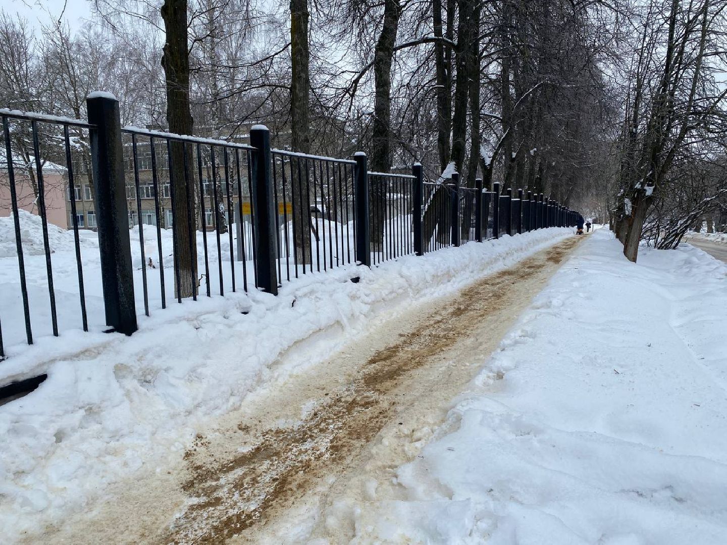 чехов, благоустройство, гололед, обработка дорог, пешеходная зона,