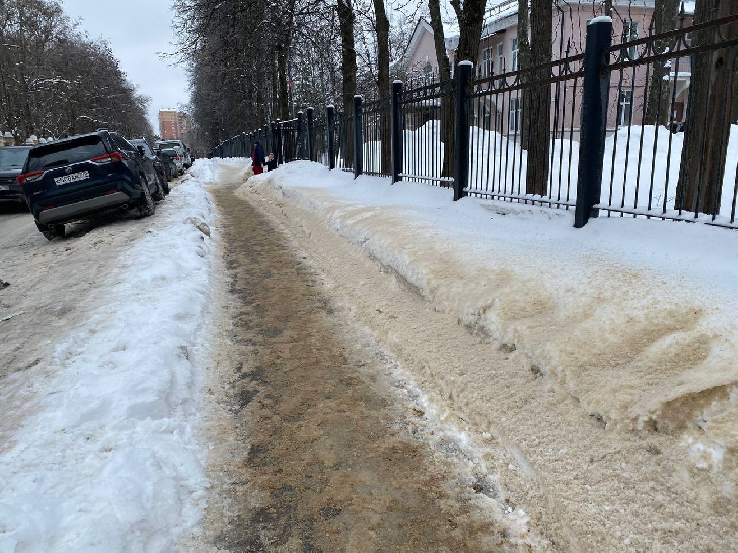 чехов, благоустройство, гололед, обработка дорог, пешеходная зона,