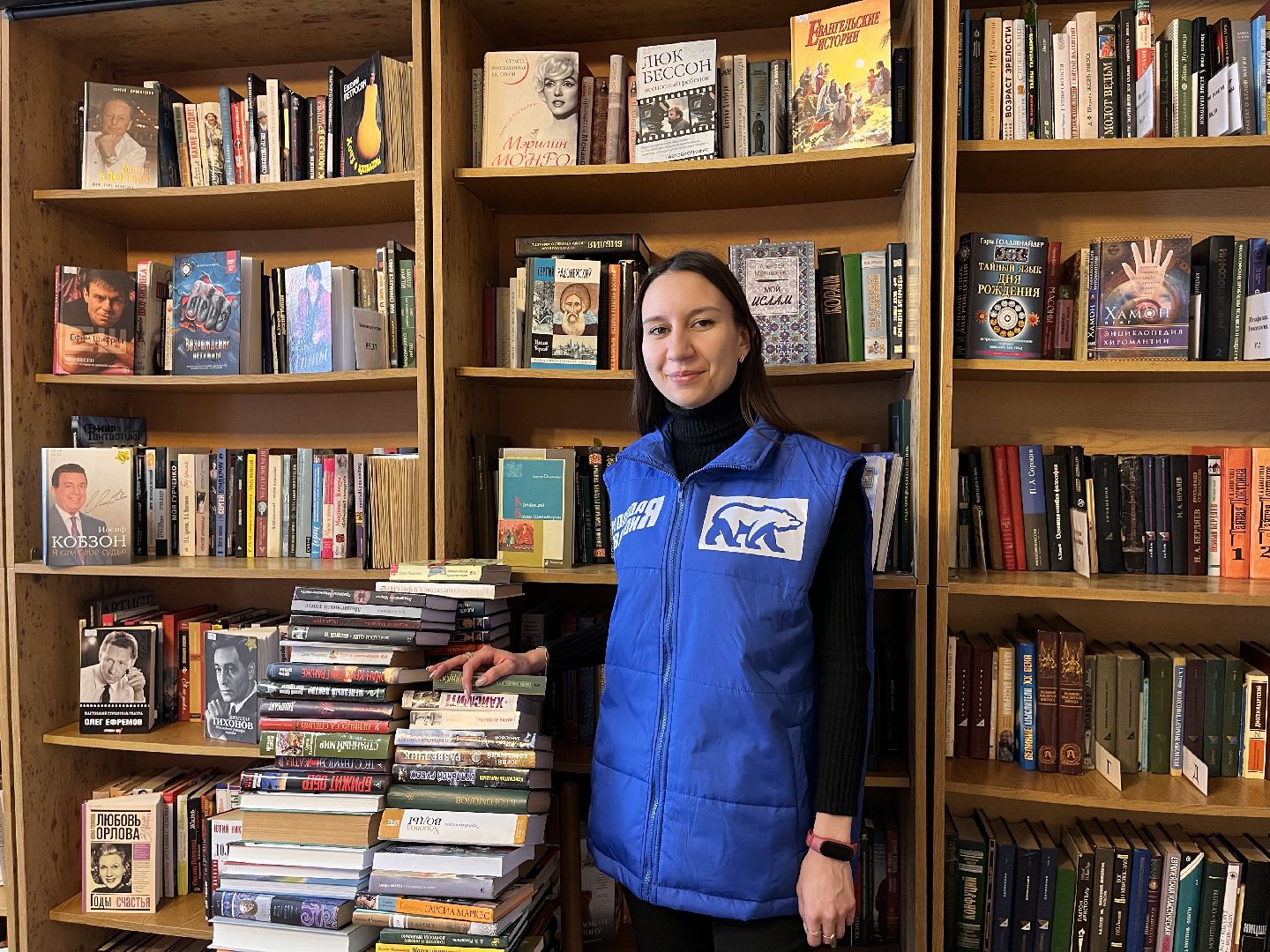 книги, волонтер, молодая гвардия, библиотека,