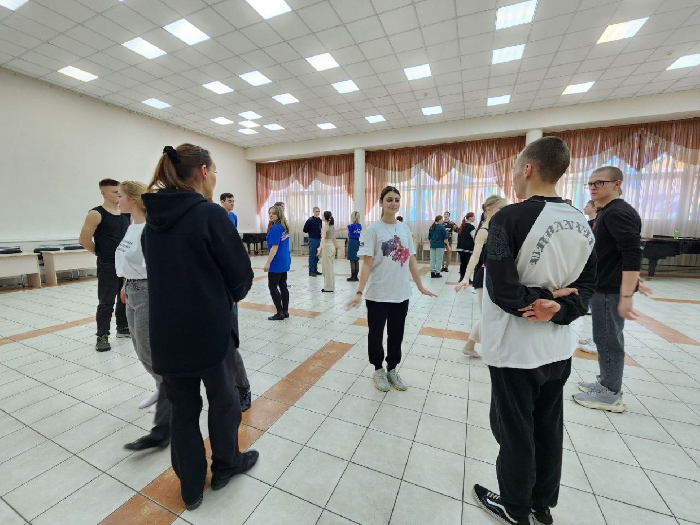 можайск, можайский городской округ, подмосковье, сретенский бал, молодежный бал, юноши, девушки, культура, традиции,
