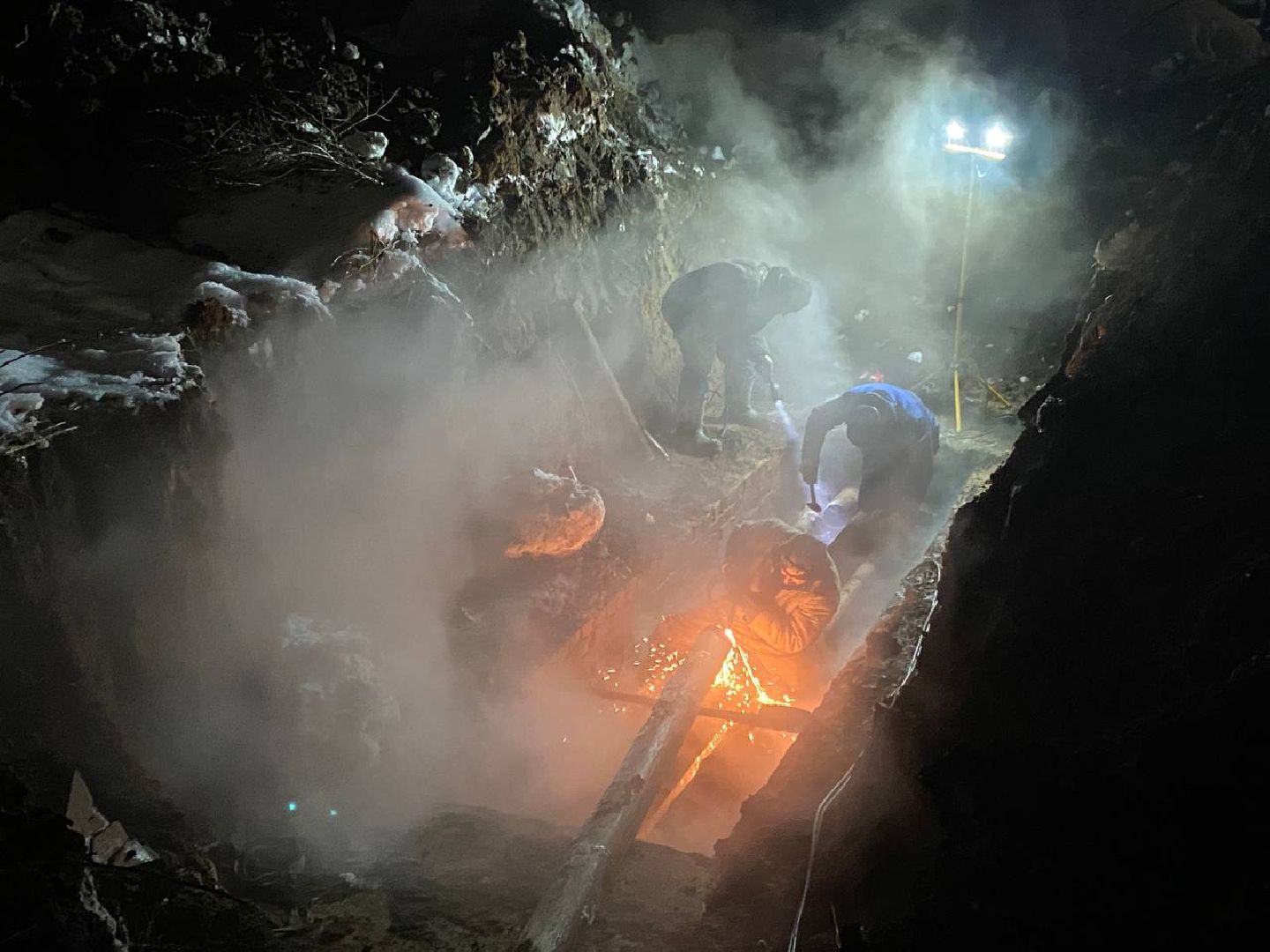 чехов, чп, жкх, утечка, теплотрасса, устранение коммунальной аварии,