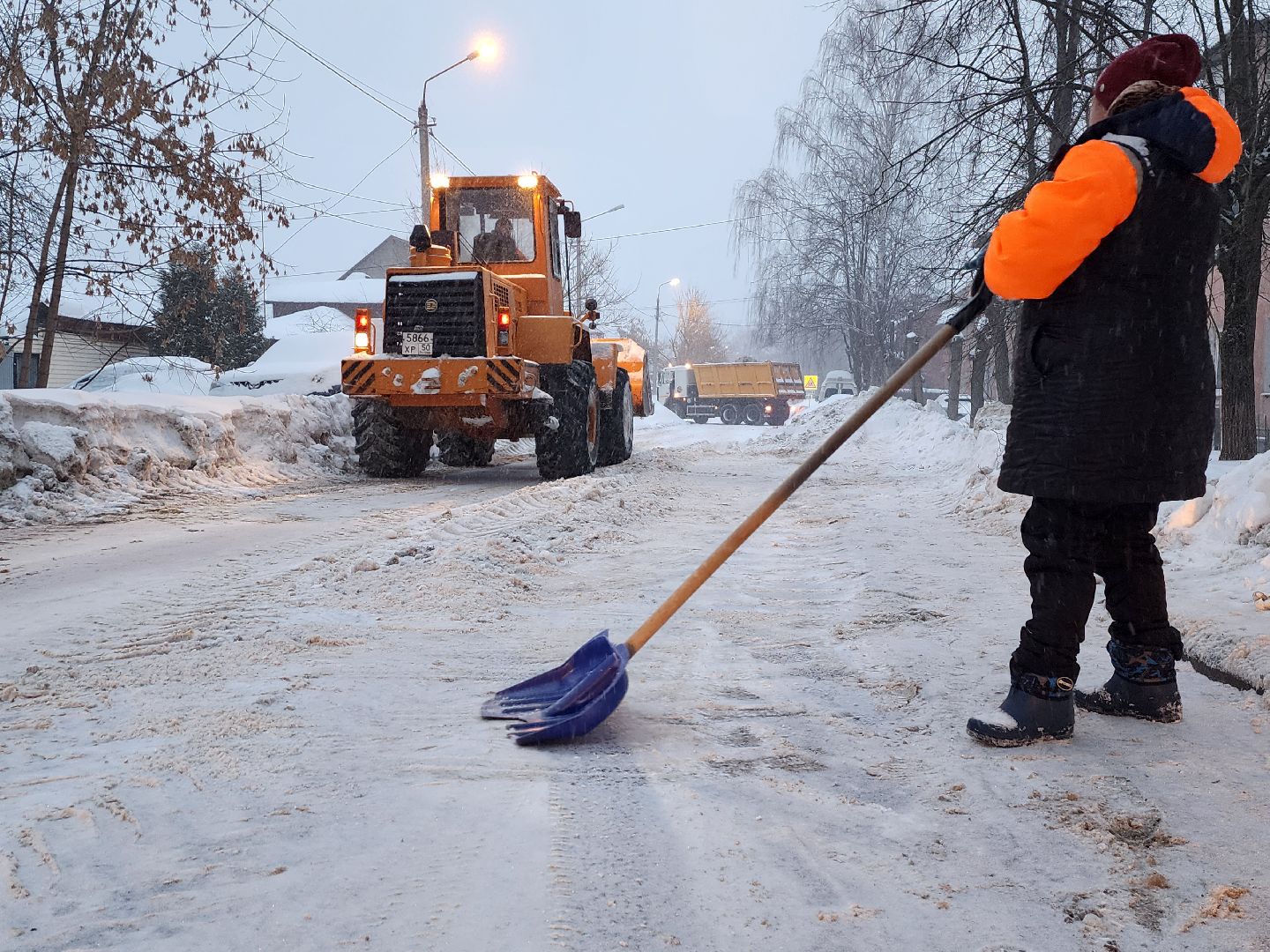 снег, снегопад, серпухов, улица рабочая, комбинат благоустройства,