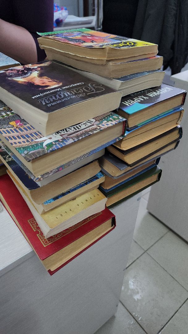 волоколамск, библиотека, студенты, колледж, колледж подмосковье, книги, подарки,