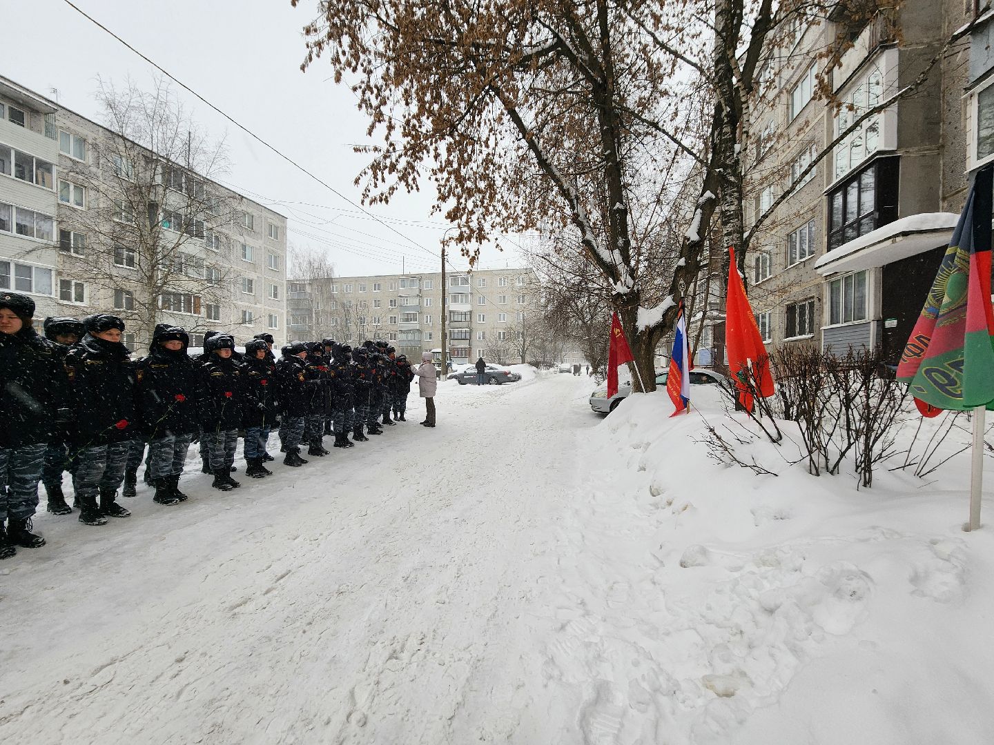 День памяти воинов-интернационалистов, вывод советских войск из Афганистана, возложение цветов, Старая Купавна, Богородский городской округ,