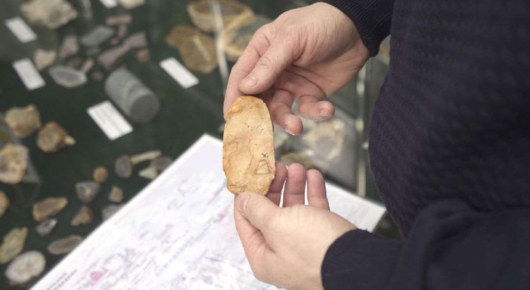 Домодедово, поисковики, артефакт, орудие каменного века